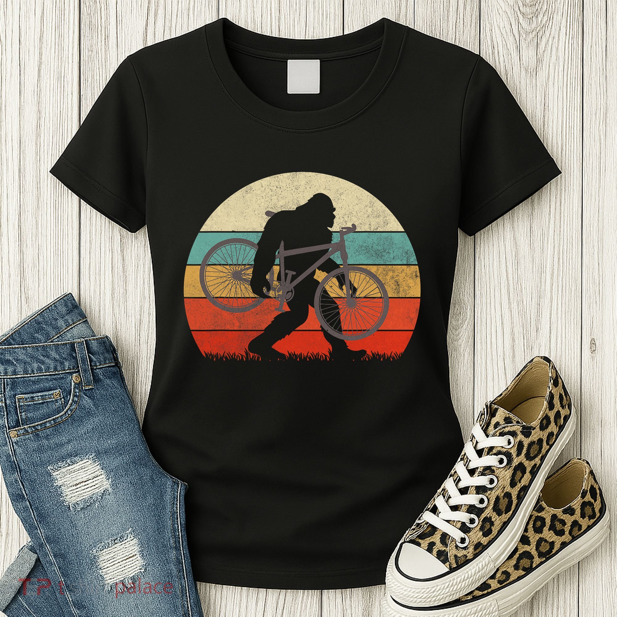 Bigfoot Mountain Bike Funny Mtb Biking Cycling Sasquatch Women's T-Shirt