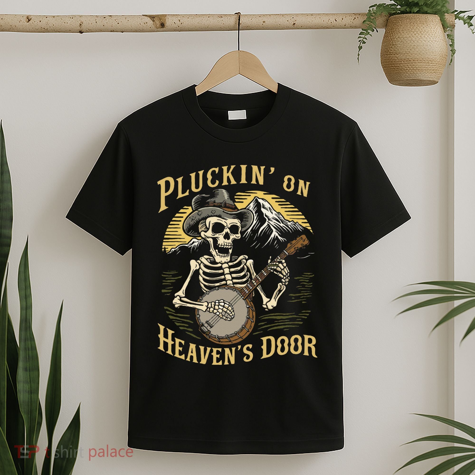 Bluegrass Music Banjo Skeleton Pluckin On Heavens Door T-Shirt