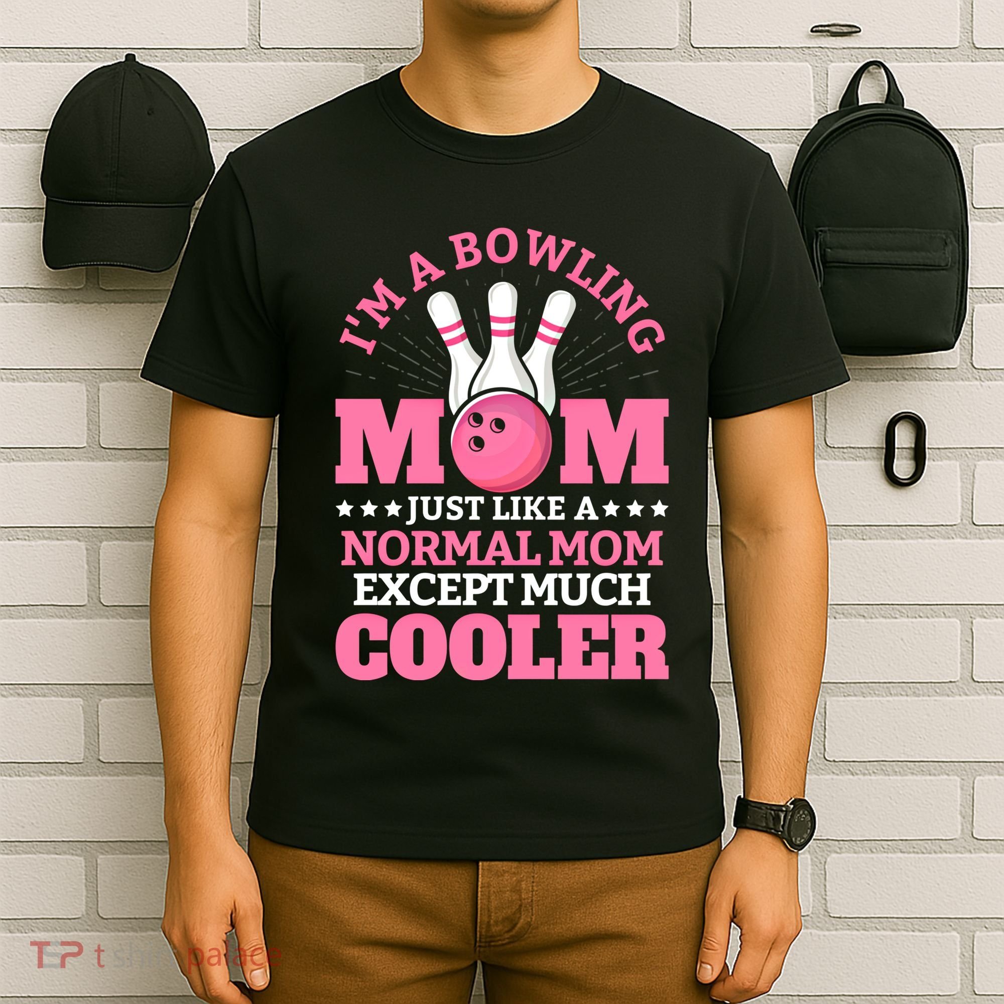 Bowling Mom Bowler Funny Gift Bowling Team Novelty Gift T-Shirt