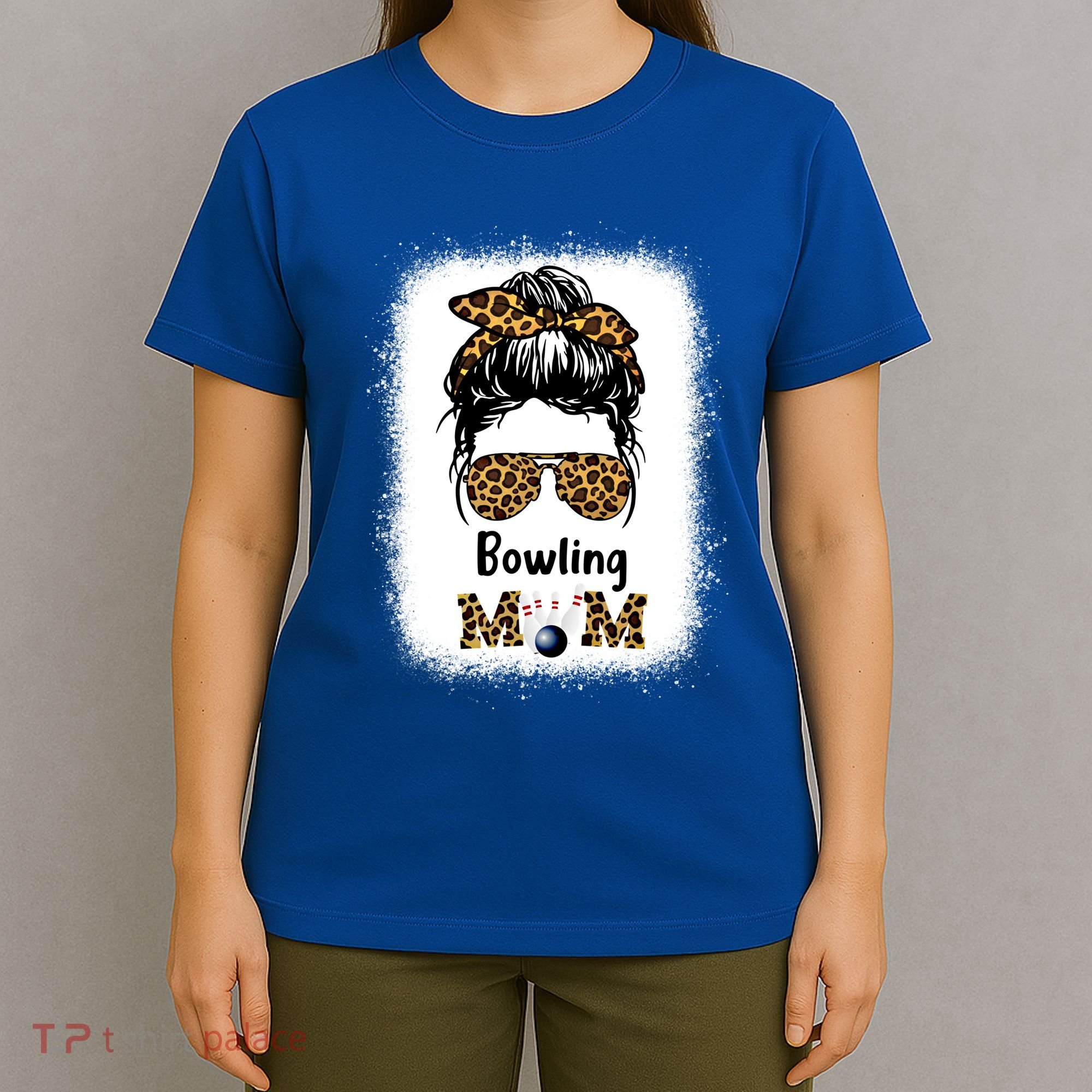 Bowling Mom Bleached Leopard Cheetah Print Mama Funny Cool Gift T-Shirt