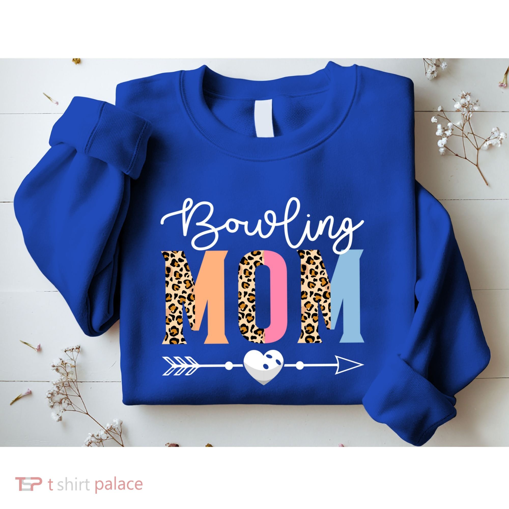 Bowling Mom Cute Bowling Game Mother's Day Leopard Gift Sweatshirt