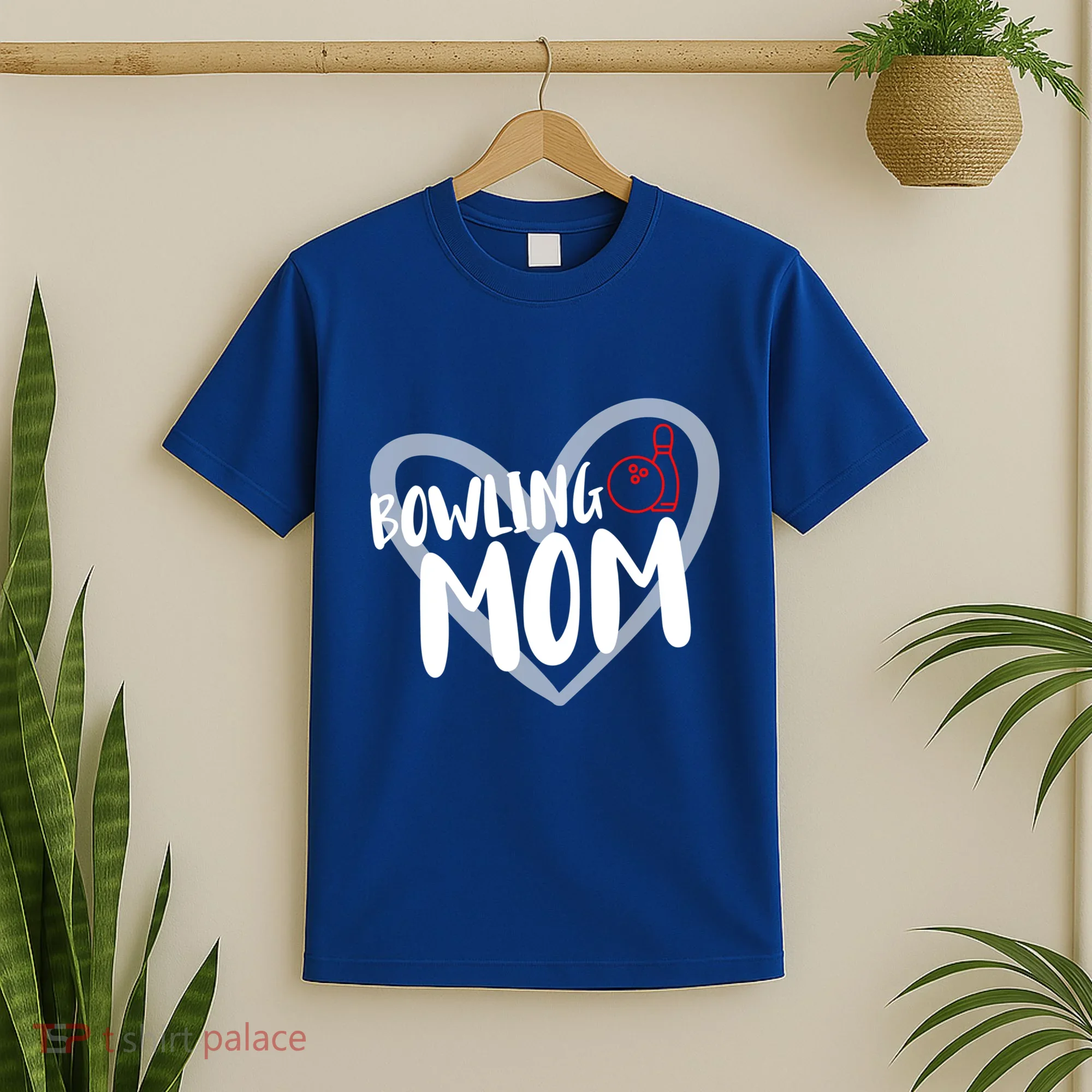 Bowling Mom Heart Cute Gift T-Shirt