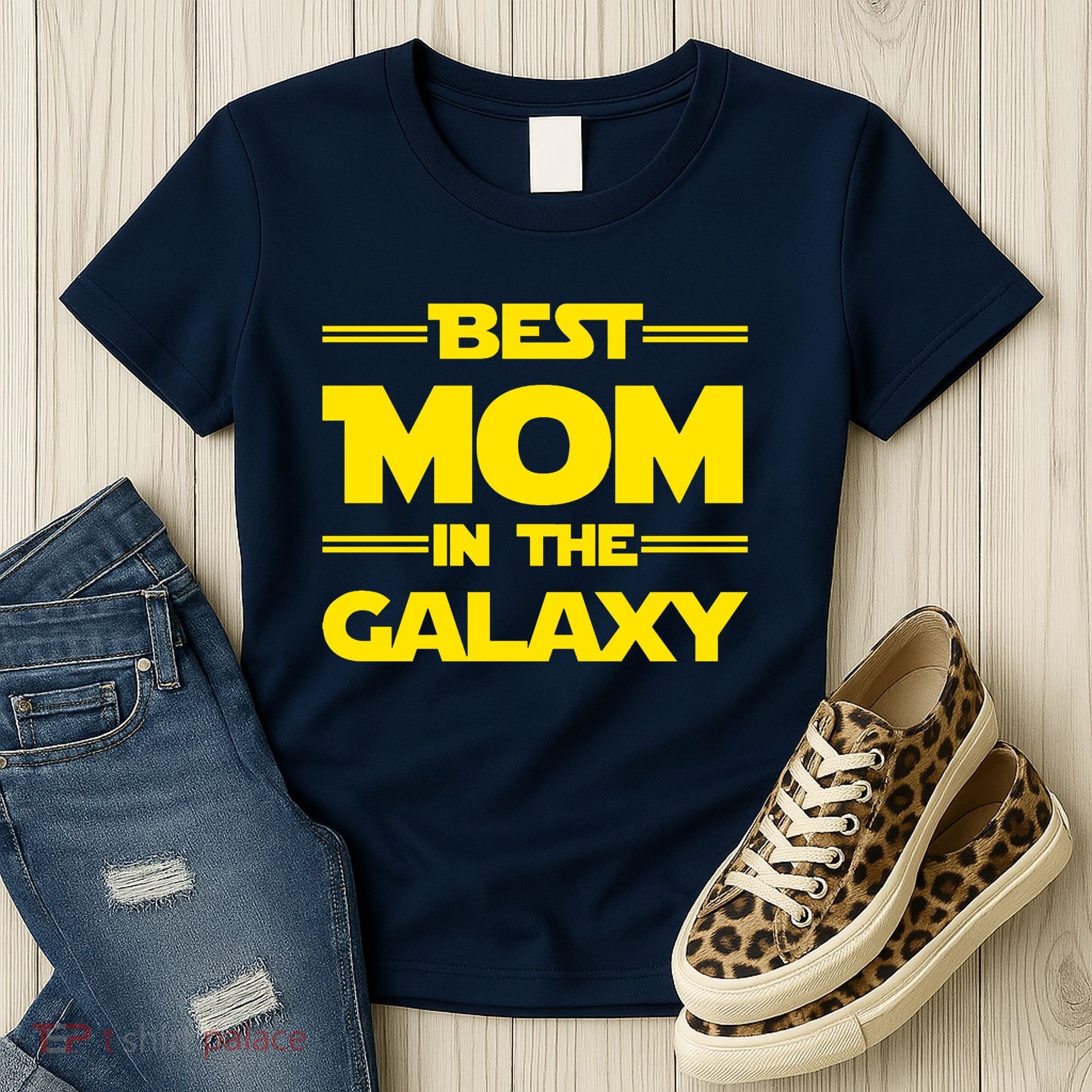 Best Mom In The Galaxy Women's T-Shirt