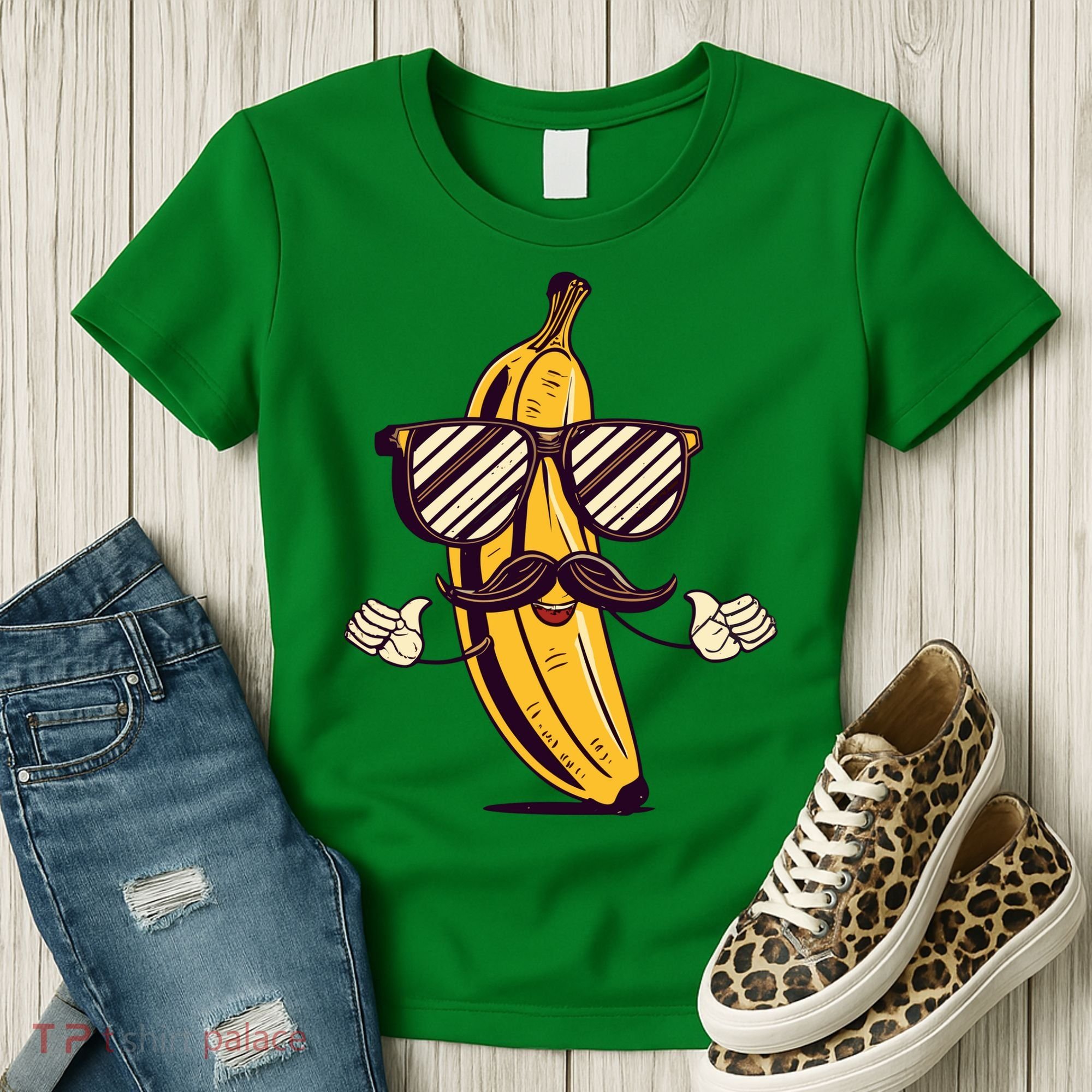Banana Mustache Sunglasses Face Funny Fruit Cool Banana Gift Women's T-Shirt