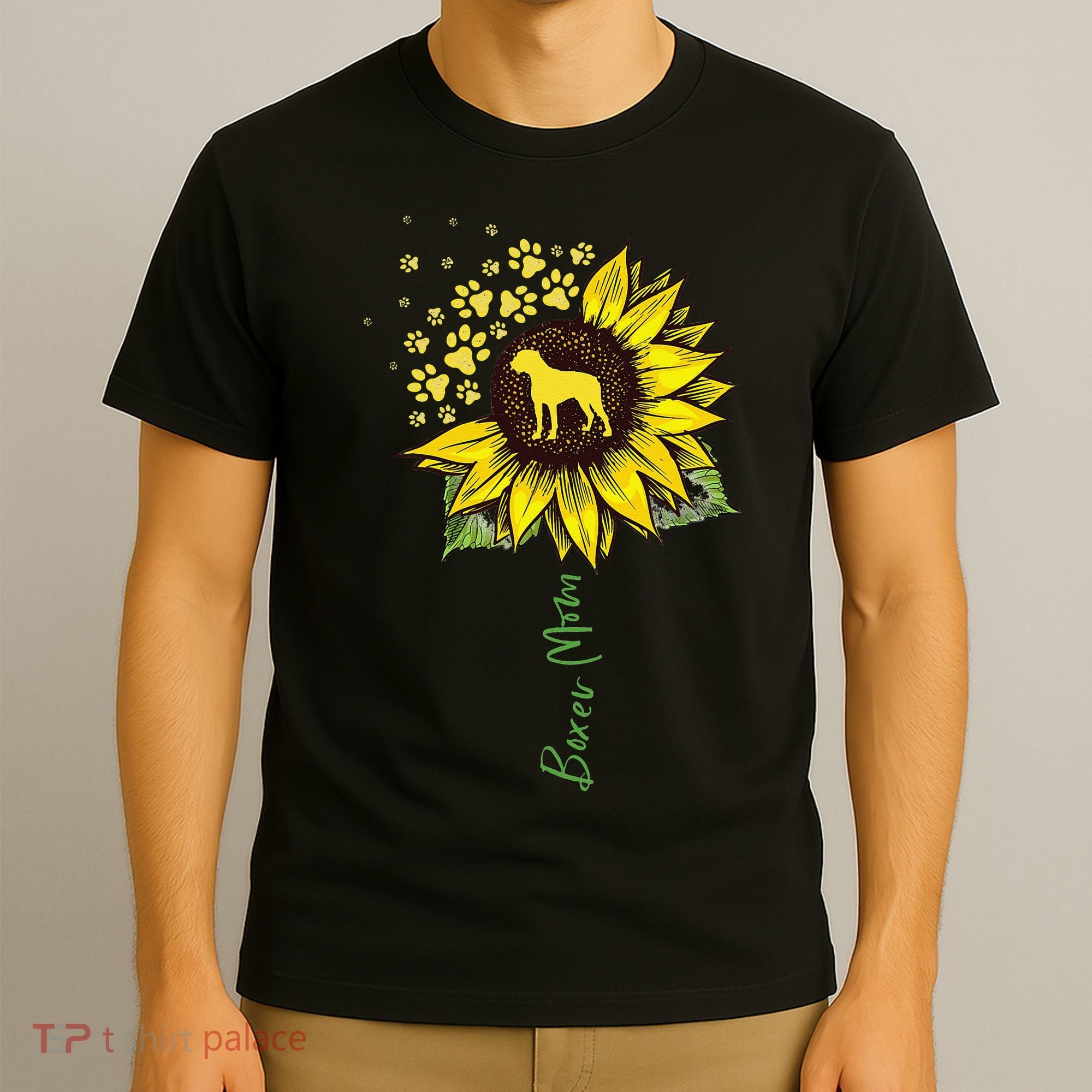 Boxer Mom Sunflower Boxer Dog Gifts Dog Mom Mama T-Shirt