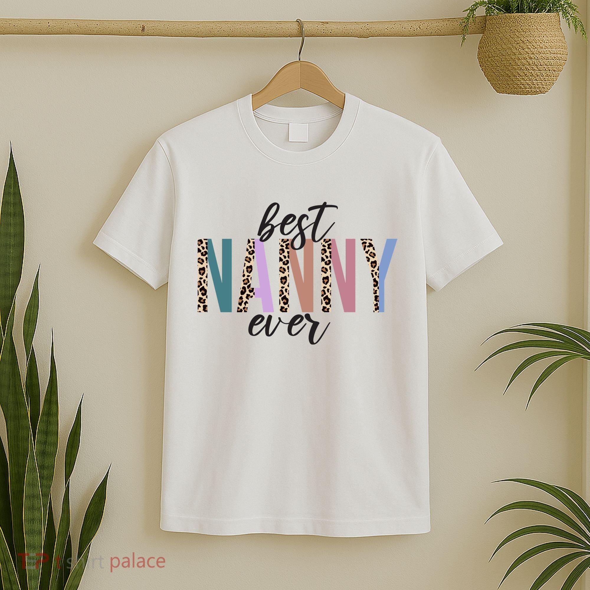 Best Nanny Ever Cheetah Cute Gift T-Shirt