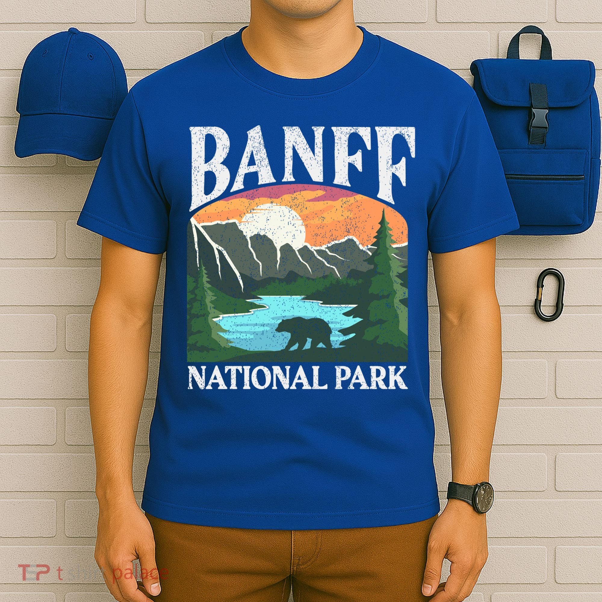 Banff National Park Lake Louise Rocky Mountains Canada Gift T-Shirt