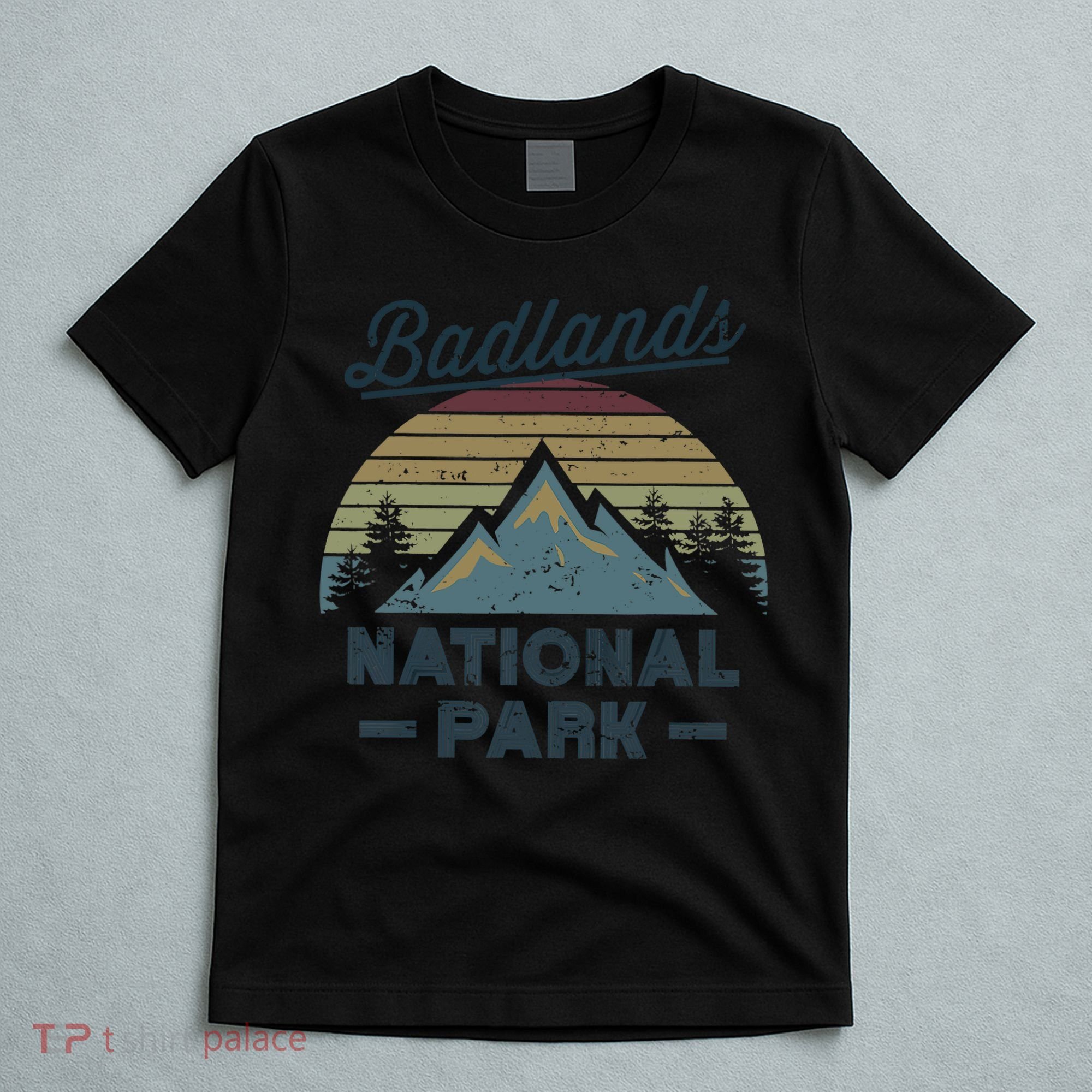 BADLANDS NATIONAL PARK SD Vintage Sunset Love Hiking Camping T-Shirt