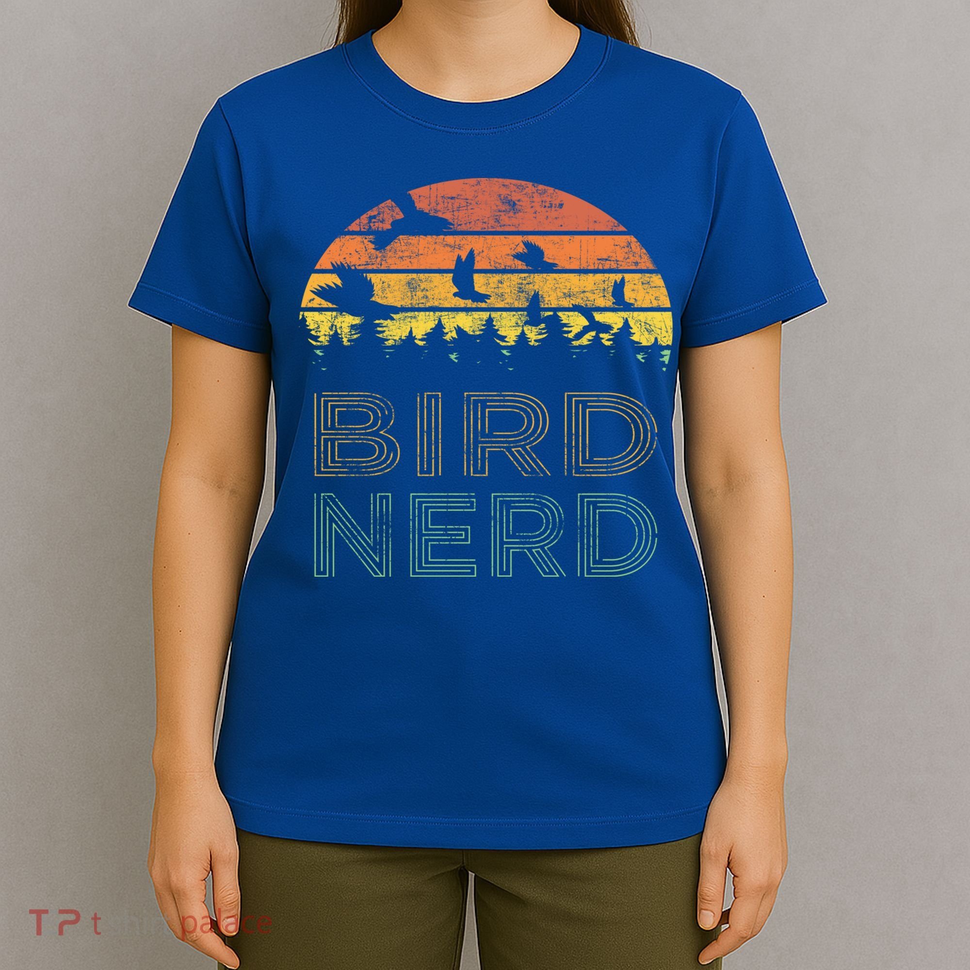 Bird Nerd Retro Vintage Distressed Bird Watcher Watching Gift T-Shirt