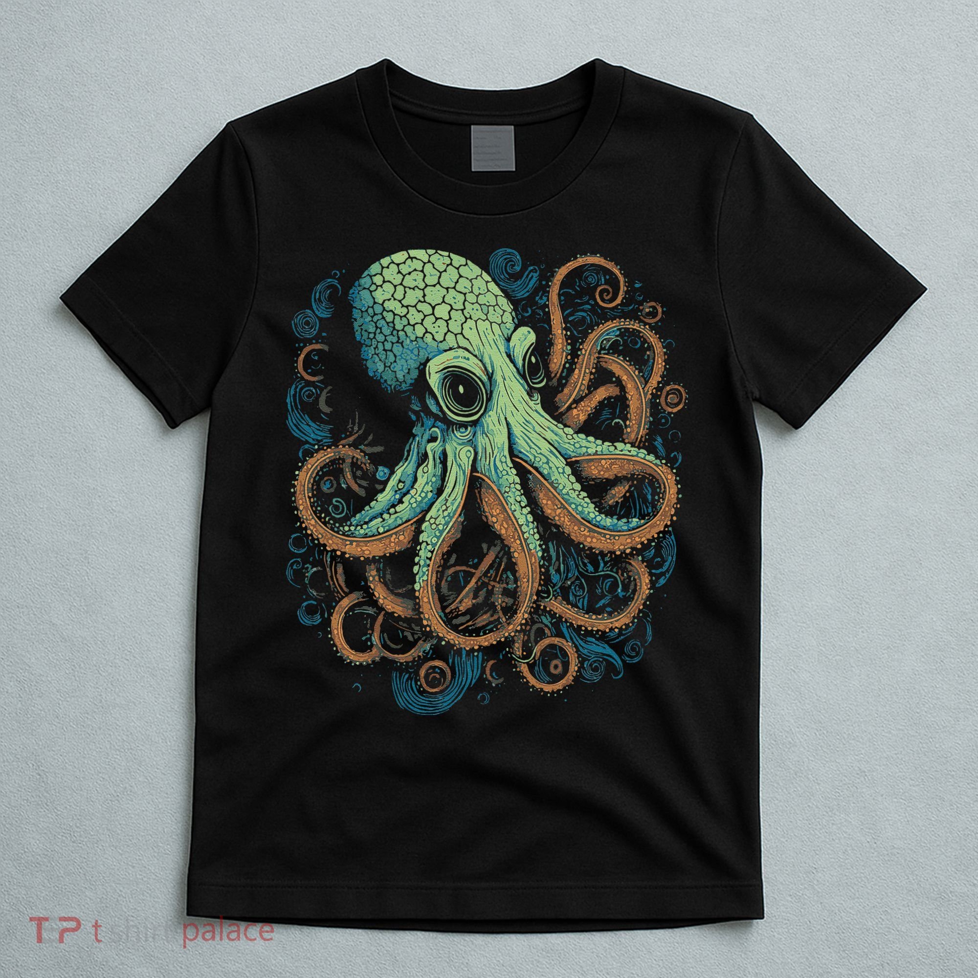Beautiful Octopus Ocean Animal Lover Artistic Graphic T-Shirt