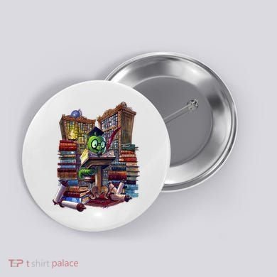 Bookworm Button