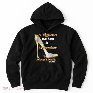 Born In August Birthday Queen Hoodie