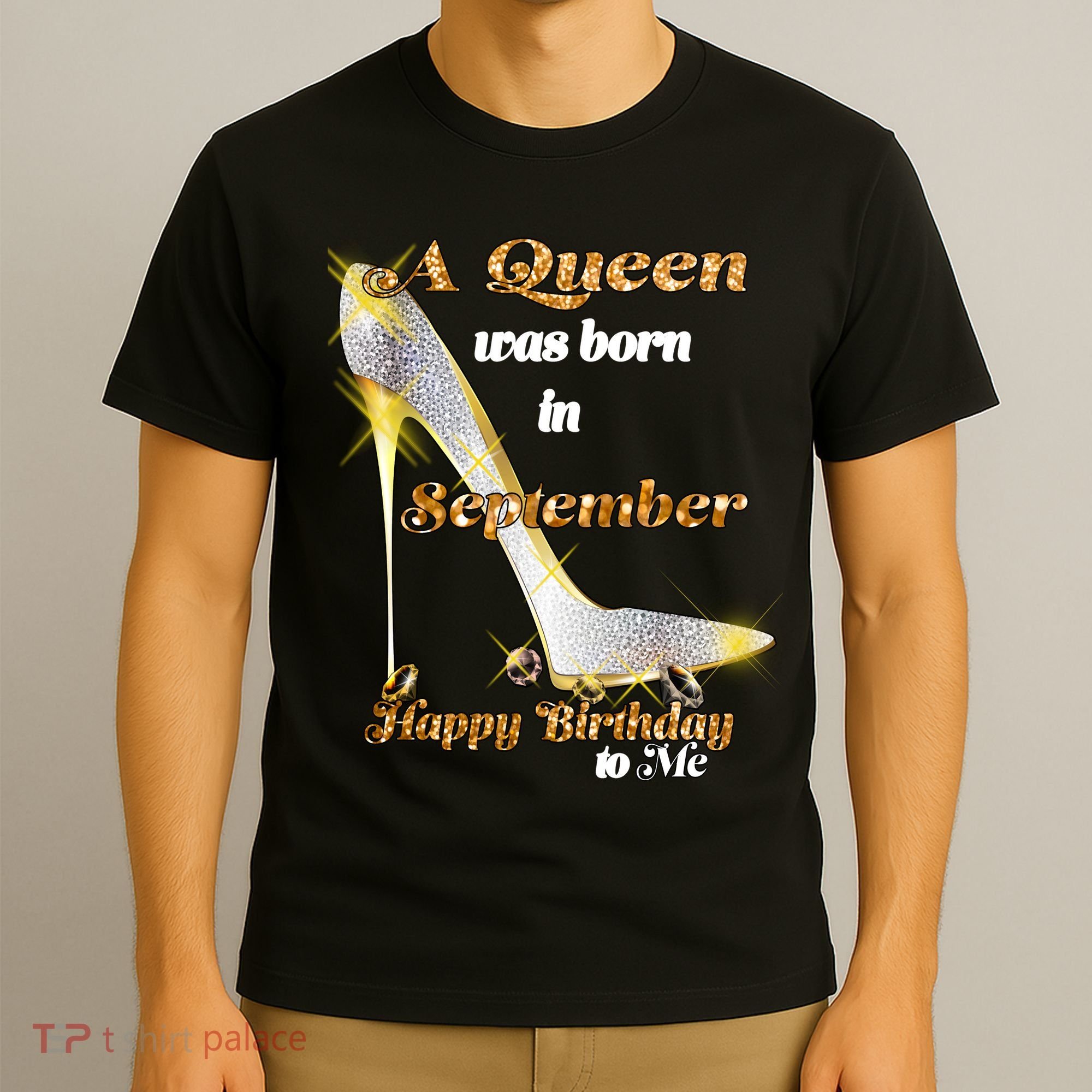 Born In August Birthday Queen T-Shirt