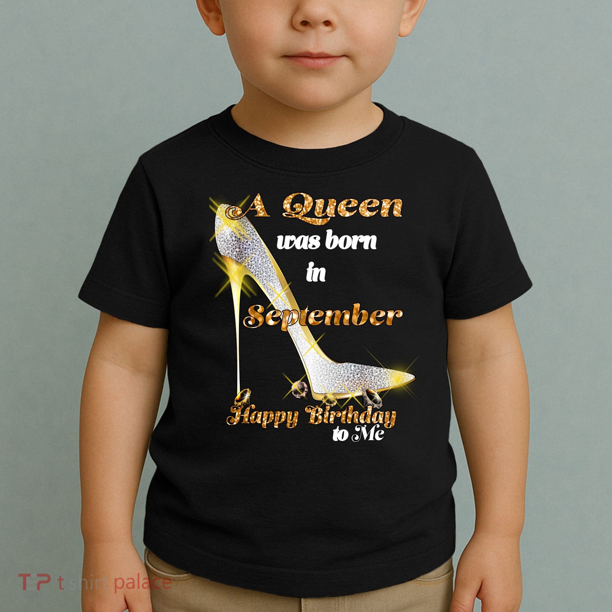 Born In August Birthday Queen Toddler T-Shirt