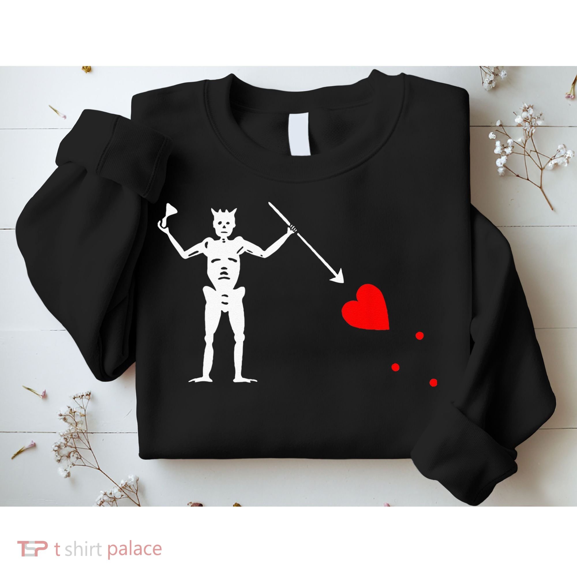 Blackbeard Pirate Flag Jolly Roger Skeleton Halloween Sweatshirt
