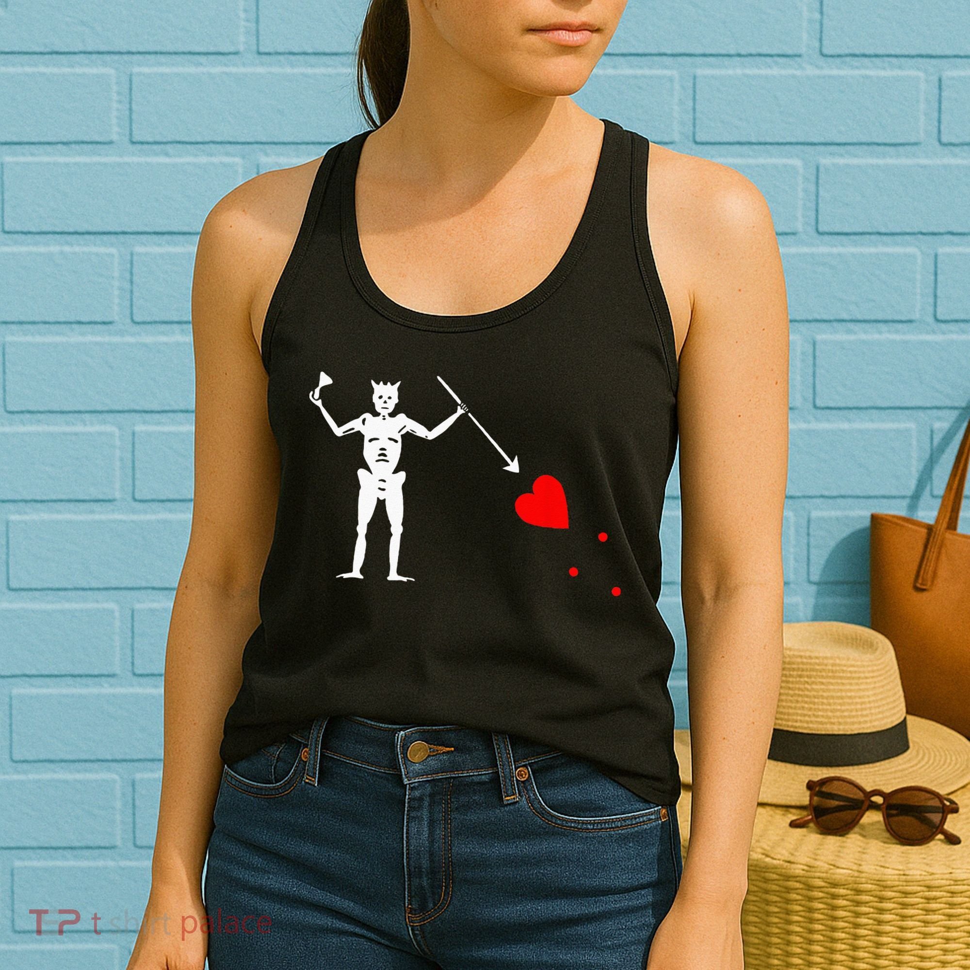 Blackbeard Pirate Flag Jolly Roger Skeleton Halloween Women's Tank Top