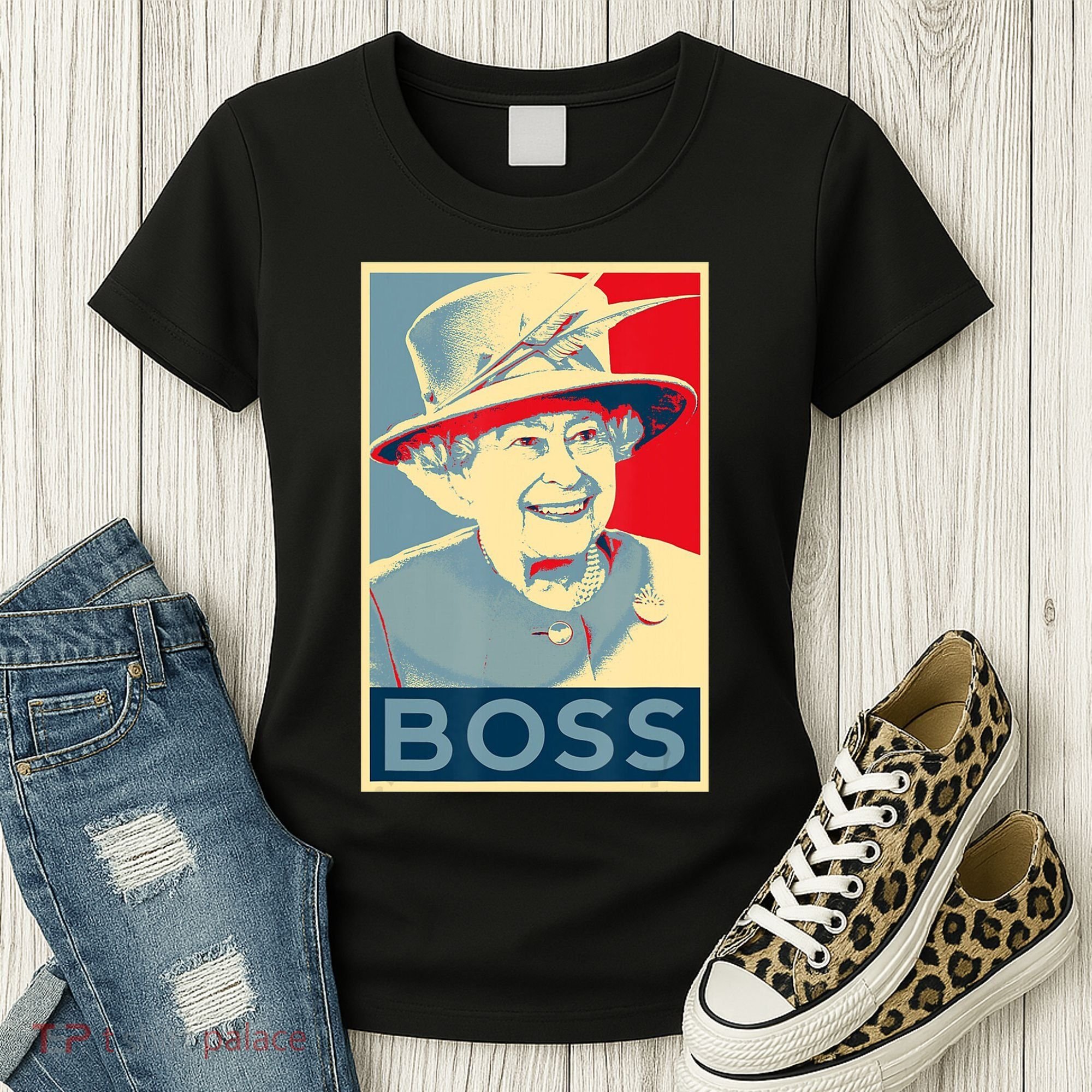 Boss Platinum Jubilee Queen Elizabeth Retro Women's T-Shirt