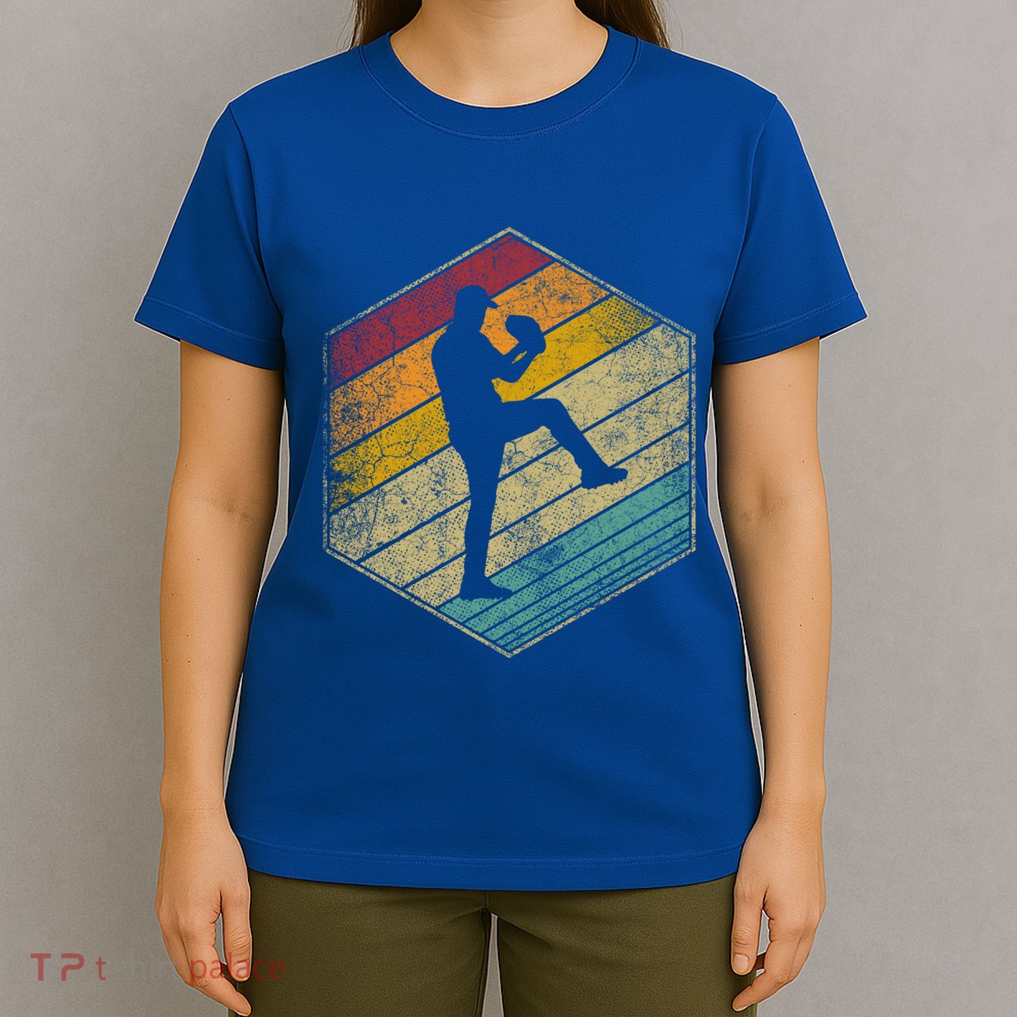 Baseball Pitcher Retro Vintage 70s 80s 90s Gift Cute Gift T-Shirt