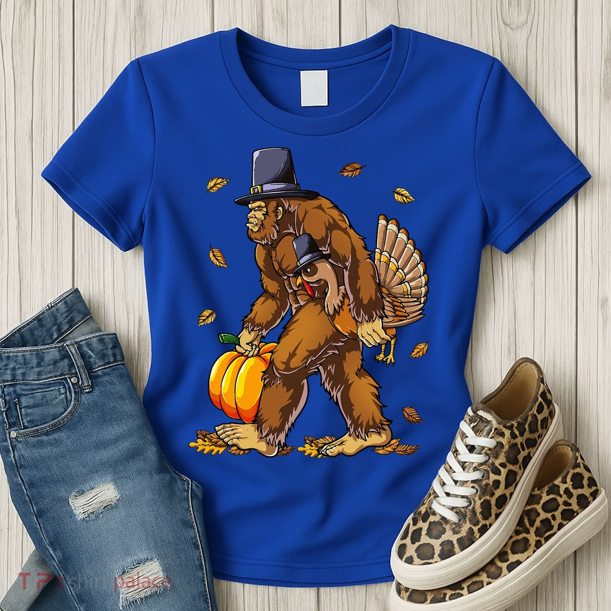 Bigfoot Pilgrim Turkey Pumpkin Thanksgiving Day Women's T-Shirt
