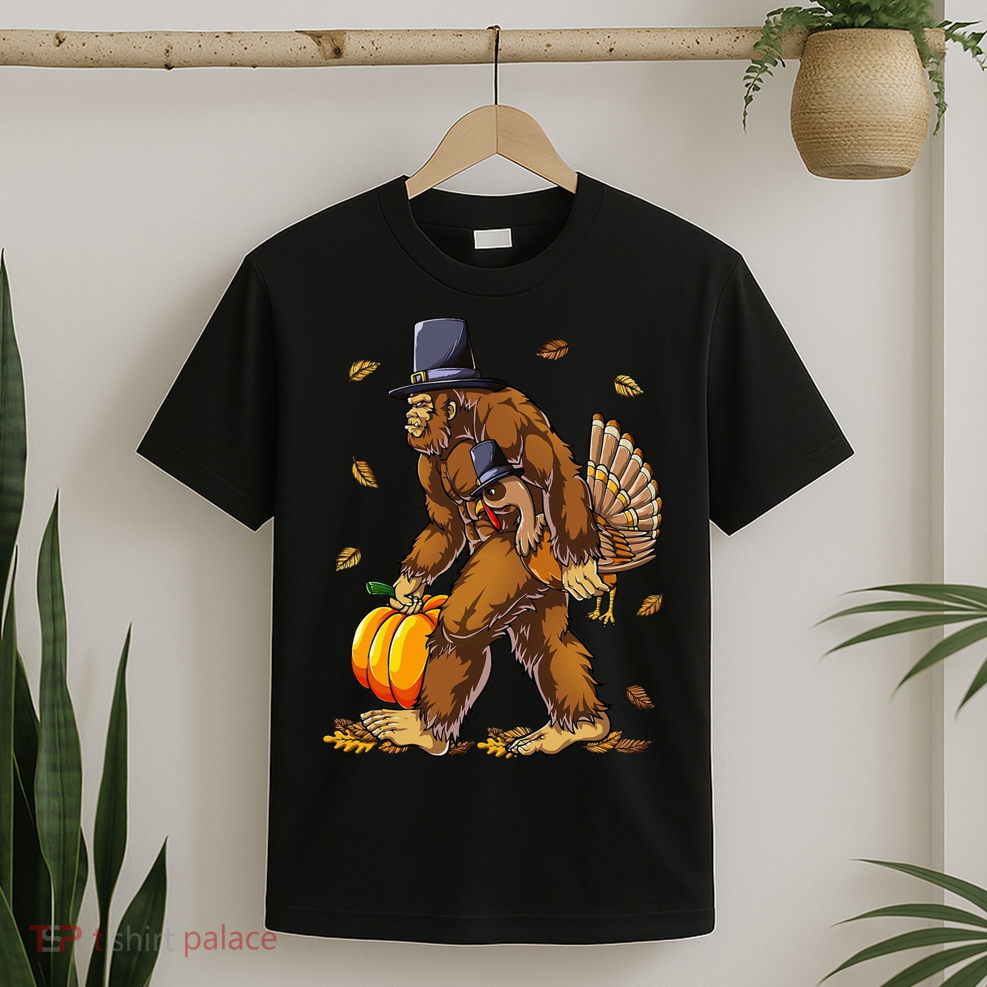 Bigfoot Pilgrim Turkey Pumpkin Thanksgiving Day T-Shirt