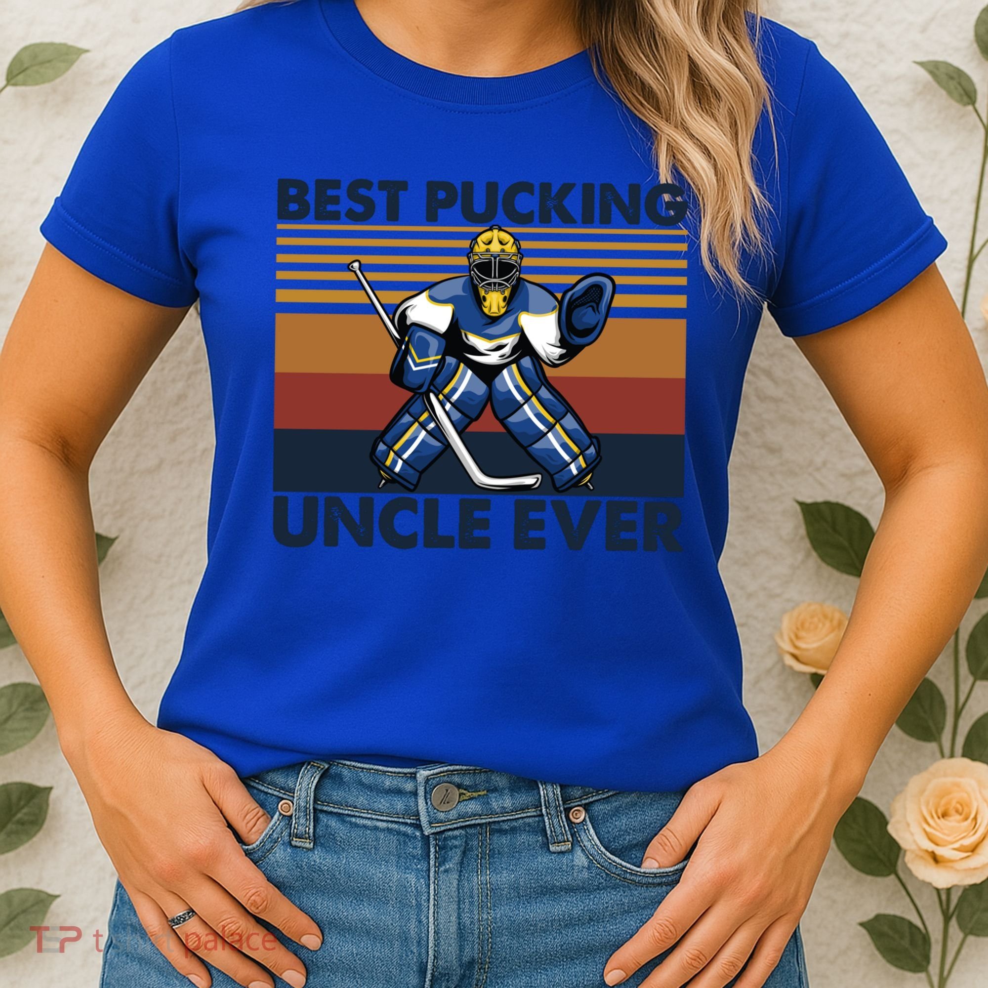 Best Pucking Uncle Ever Funny Hockey Uncle Saying Gift Women's T-Shirt