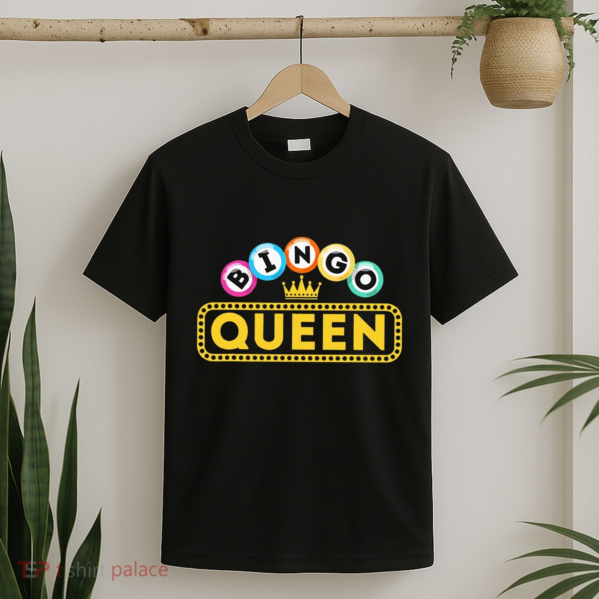 Bingo Queen Bingo Lover Gambler Gambling T-Shirt