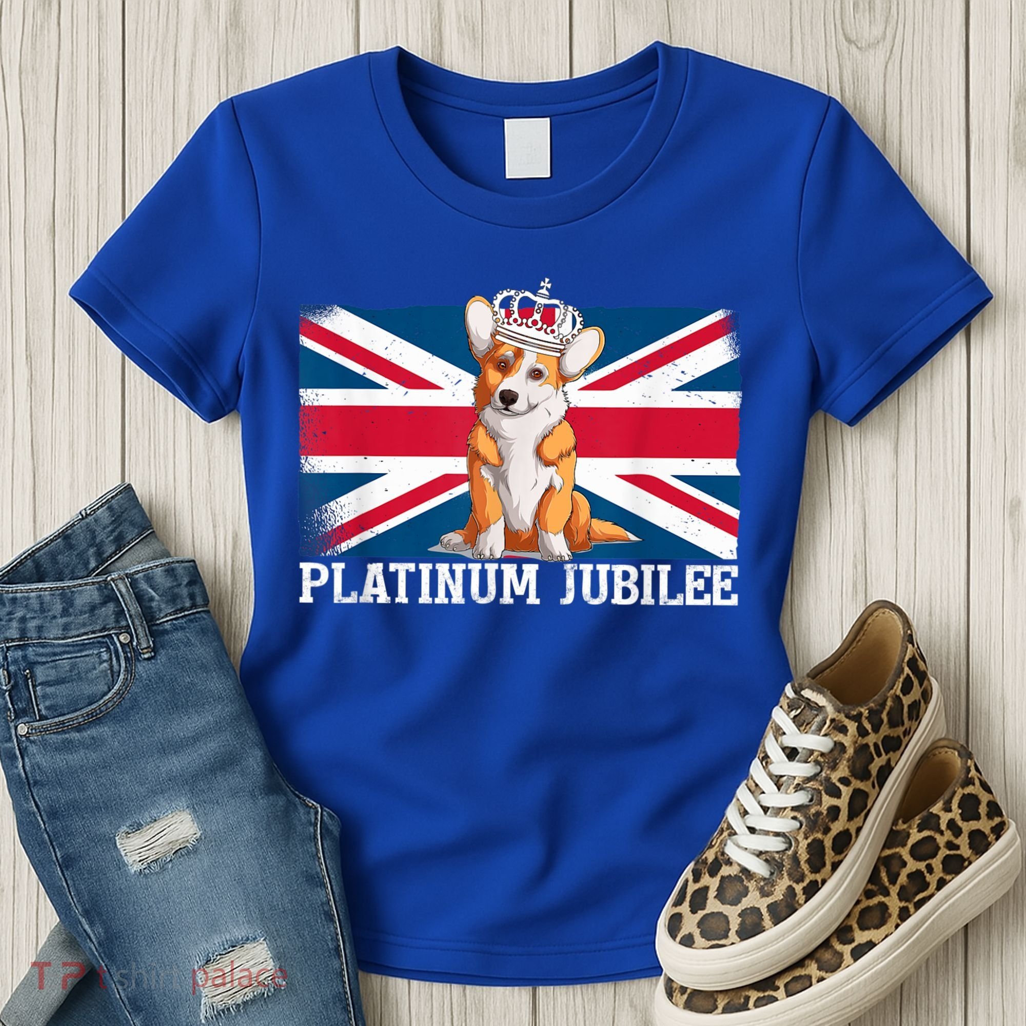 British Queen Monarchy Platinum Jubilee 70th Anniversary Women's T-Shirt