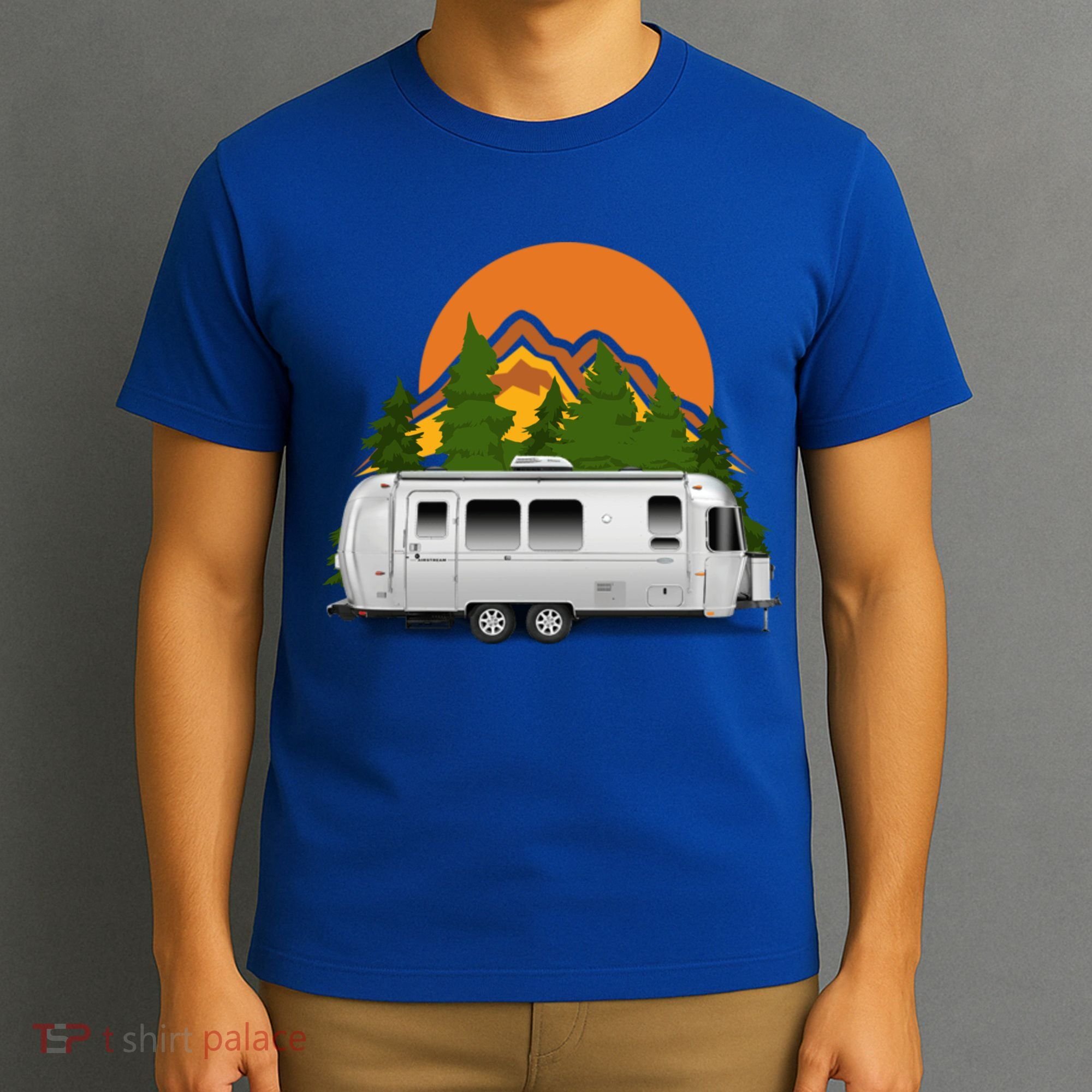 Beautiful Retro Airstream Camping Trailer Tee Dults Gift T-Shirt