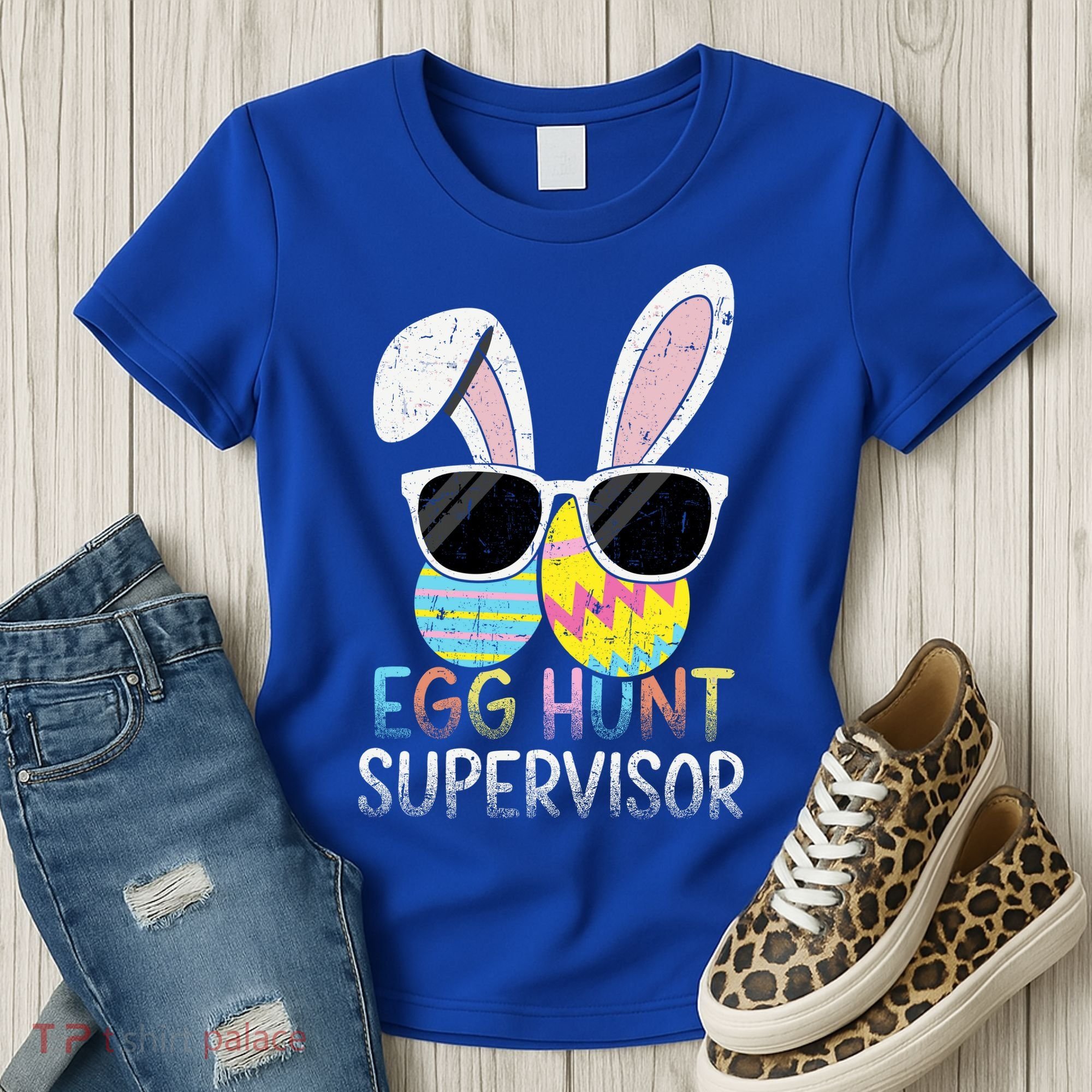 Bunny Rabbit Easter Egg Hunt Supervisor Funny Women's T-Shirt