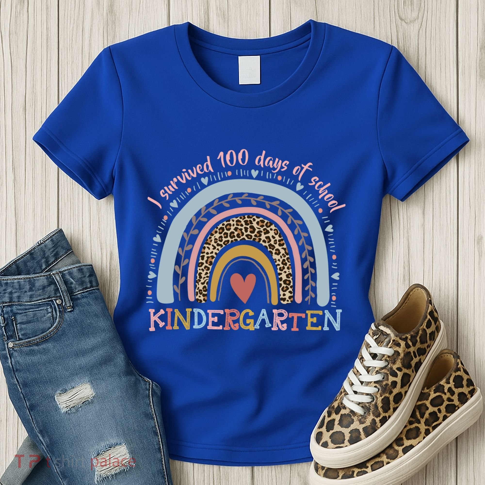 Boho Rainbow I Survived 100 Days Of Kindergarten Student Gift Women's T-Shirt