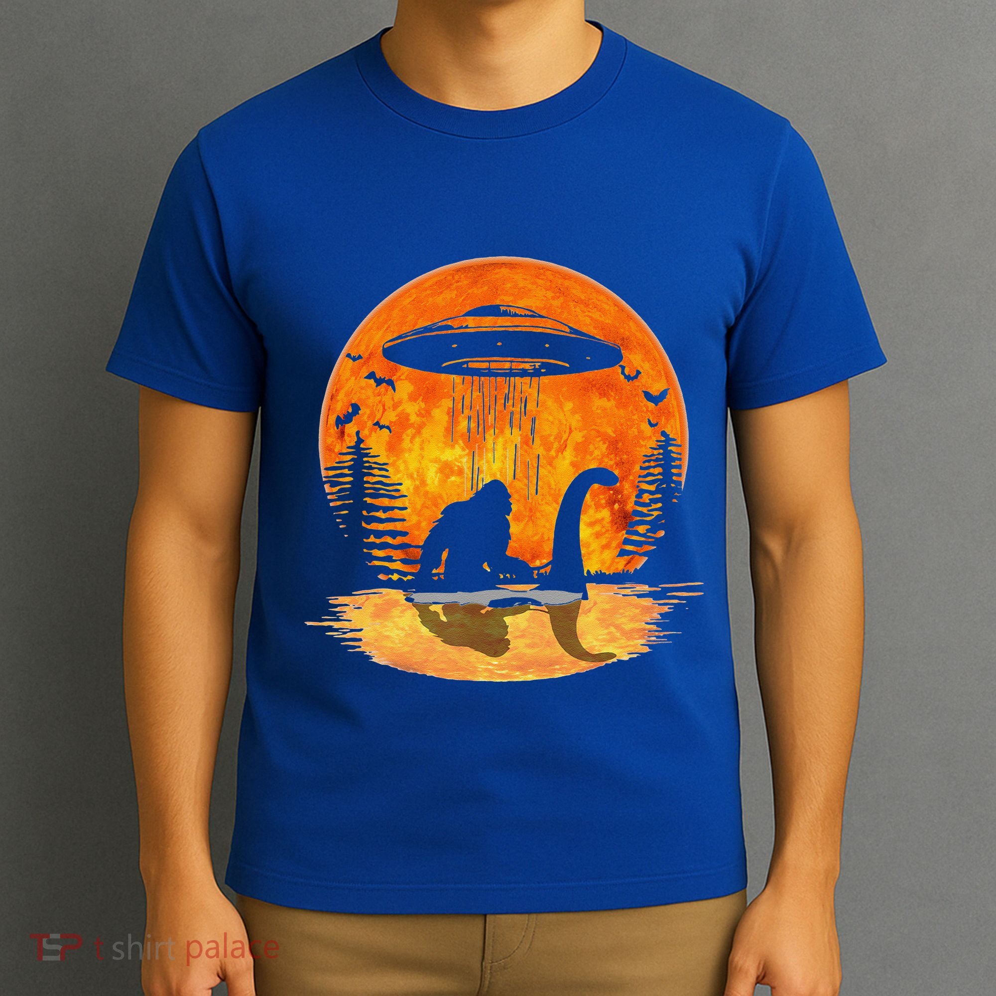 Bigfoot Riding Loch Ness Alien Ship UFO Moon Halloween T-Shirt