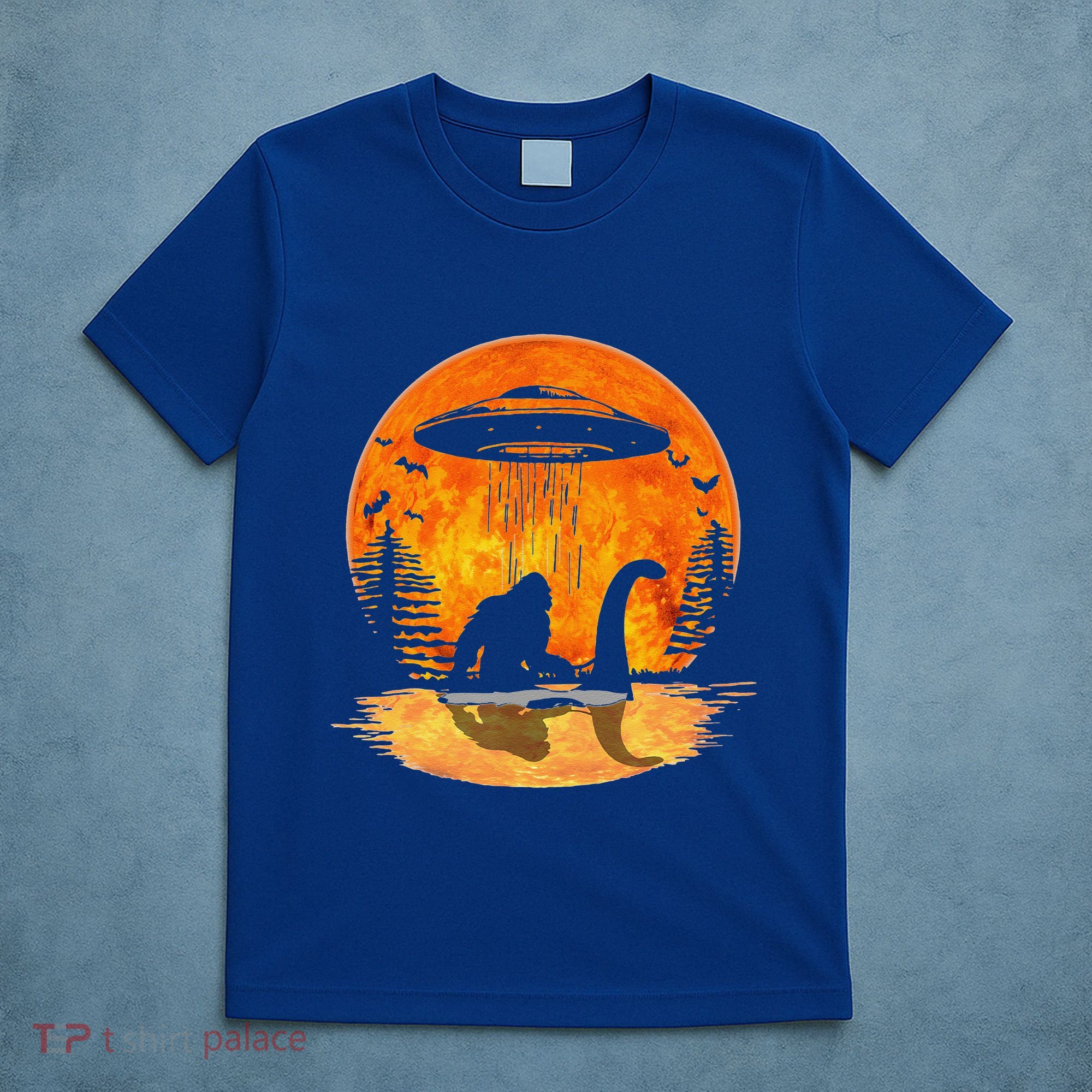 Bigfoot Riding Loch Ness Alien Ship UFO Moon Halloween T-Shirt