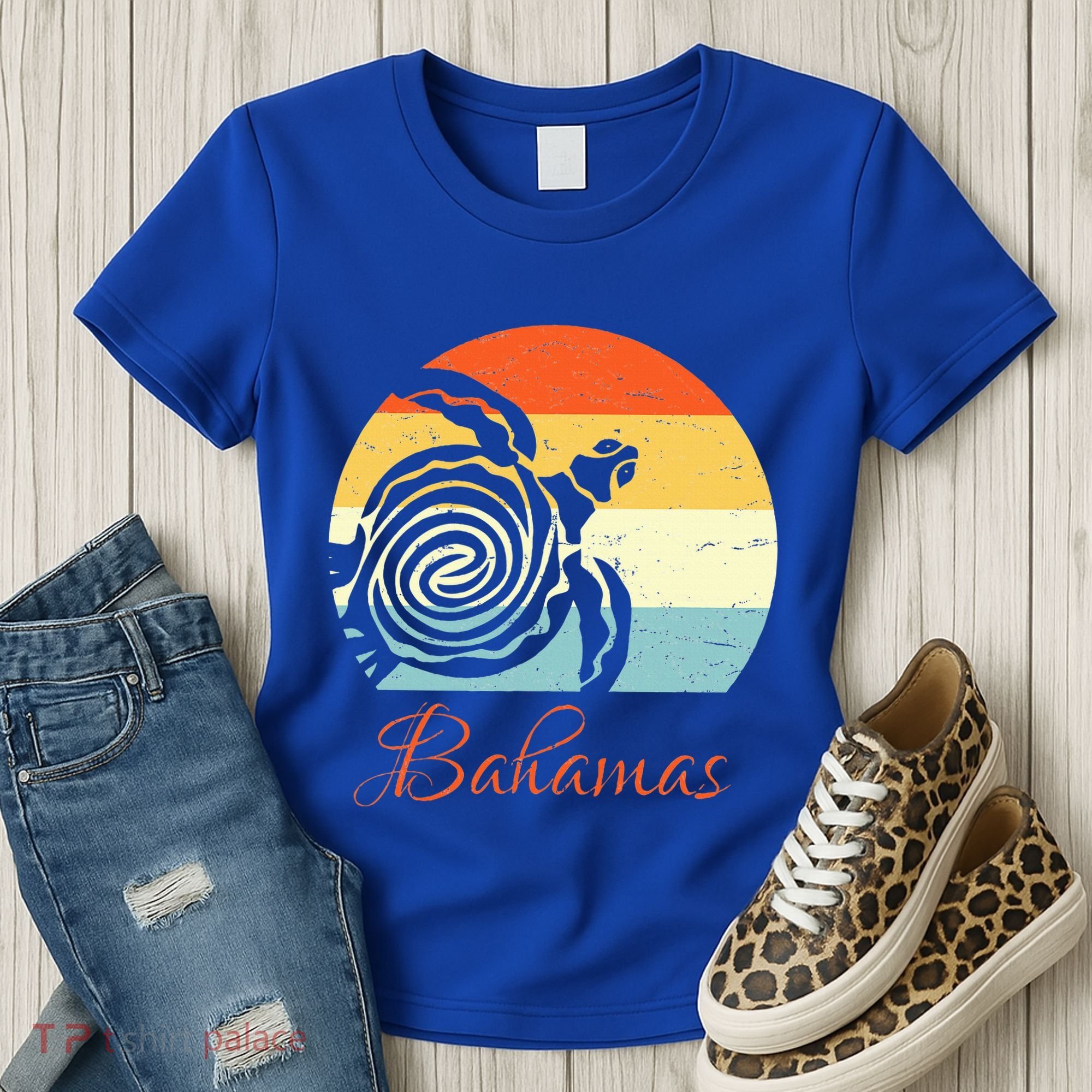 Bahamas Retro Throwback Sea Turtle Vacation Women's T-Shirt