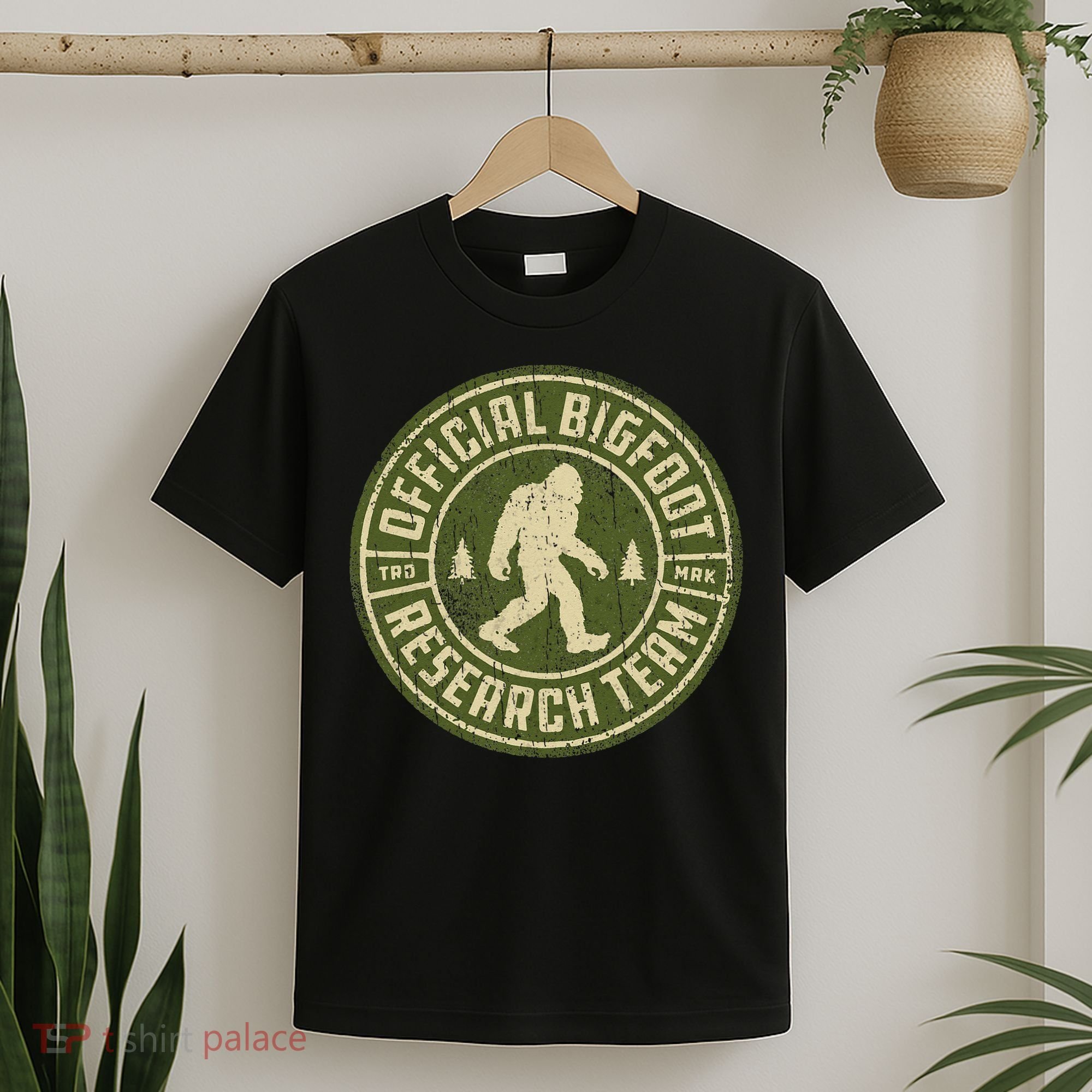 Bigfoot Research Team Retro Vintage Sasquatch T-Shirt