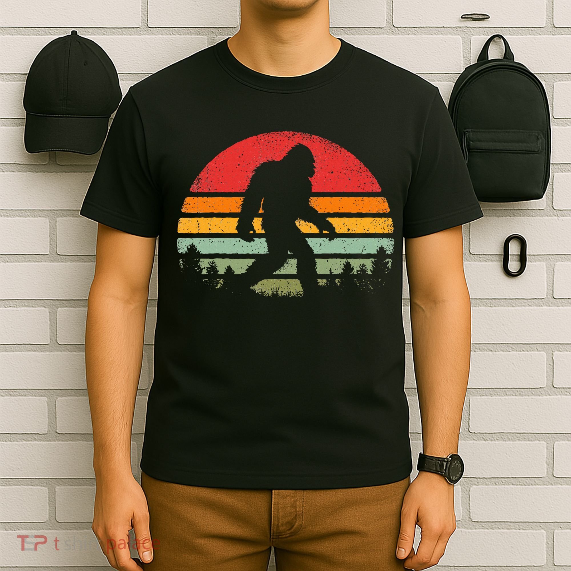 Bigfoot Retro Vintage 70s 80s Sasquatch T-Shirt