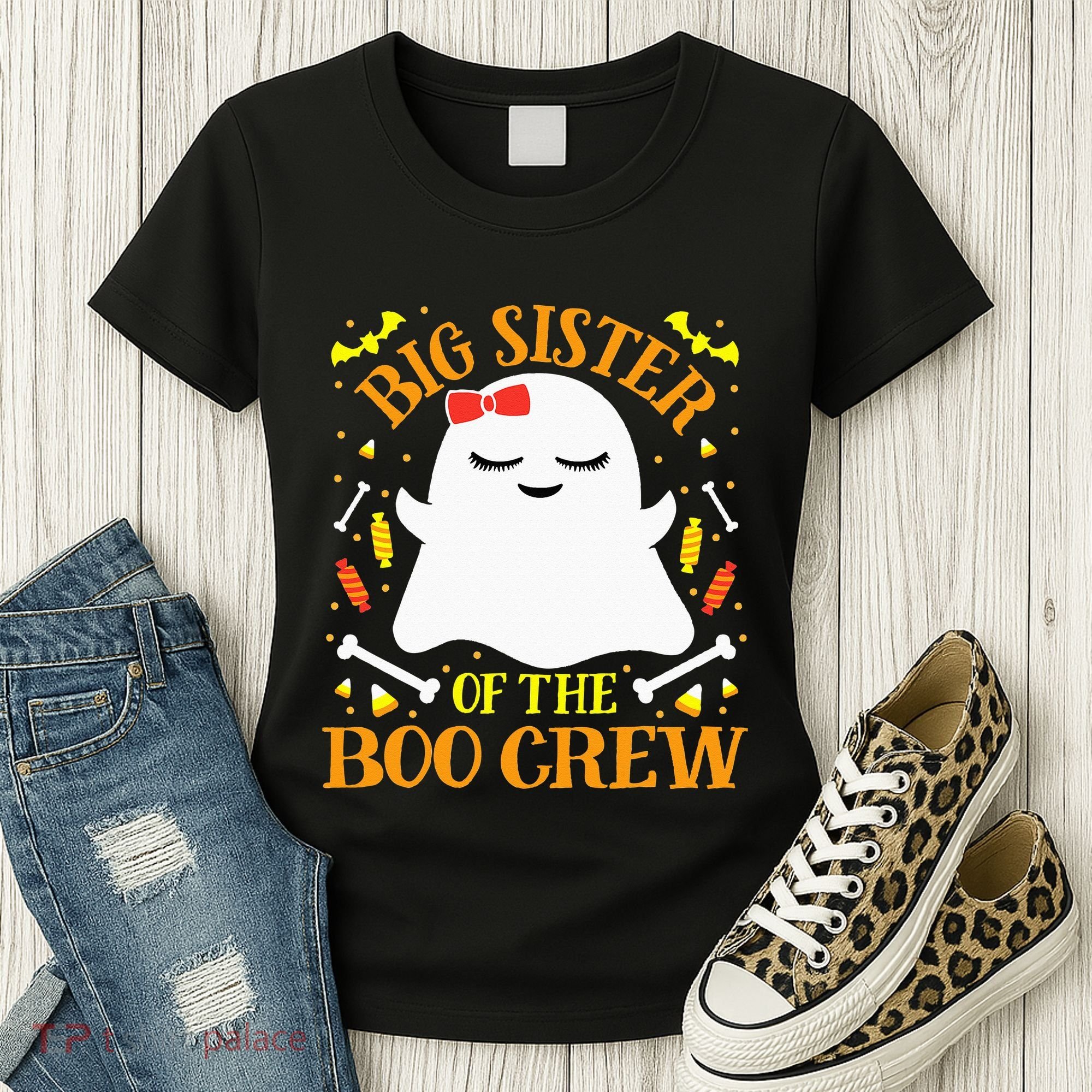 Big Sister Boo Crew Ghost Matching Family Halloween Women's T-Shirt