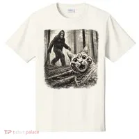 Bigfoot Sasquatch Cat Selfie Funny Meme Kitty T-Shirt thumb 0