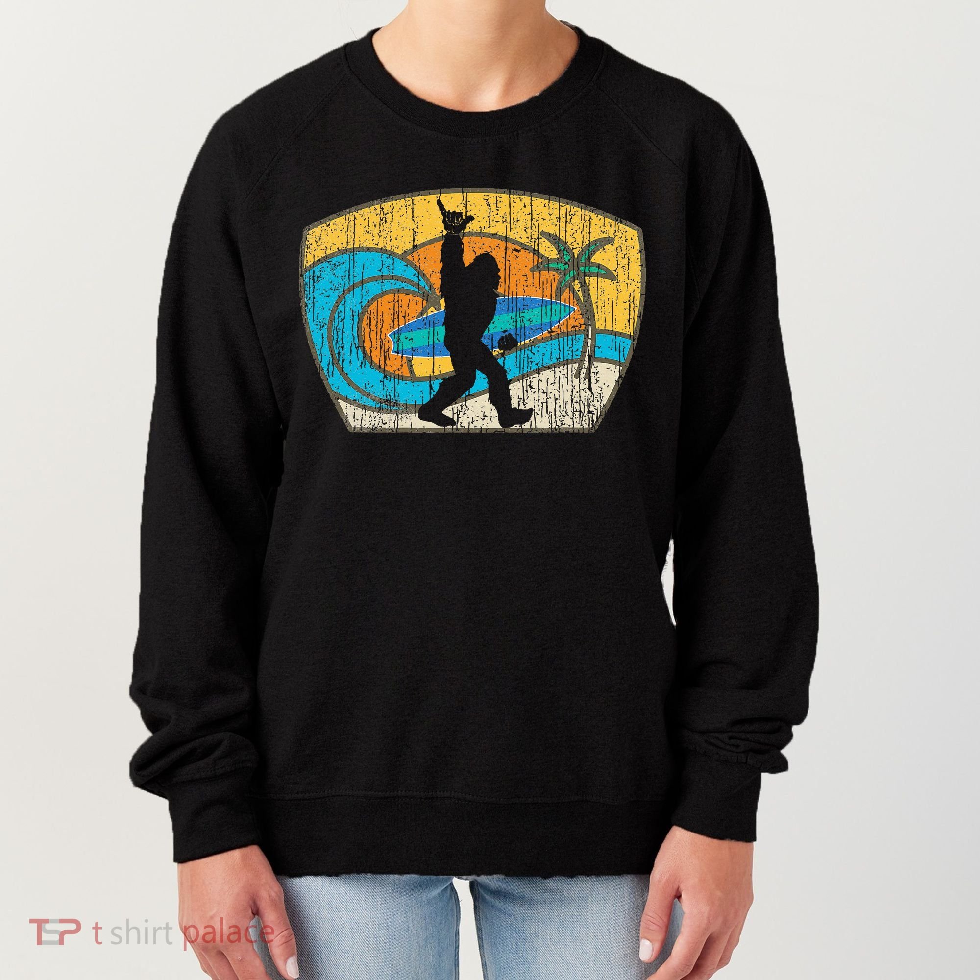 Bigfoot Surfing Gift For Shaka Aloha Surfer Dude Women's Sweatshirt