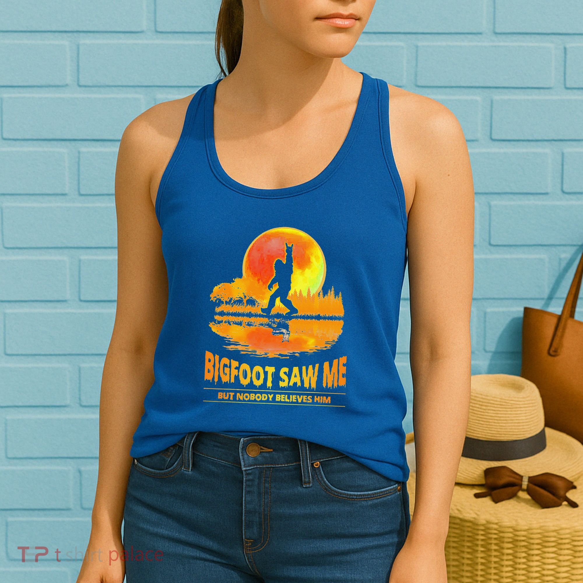 Bigfoot Saw Me But Nobody Believes Him Funny Halloween Women's Tank Top