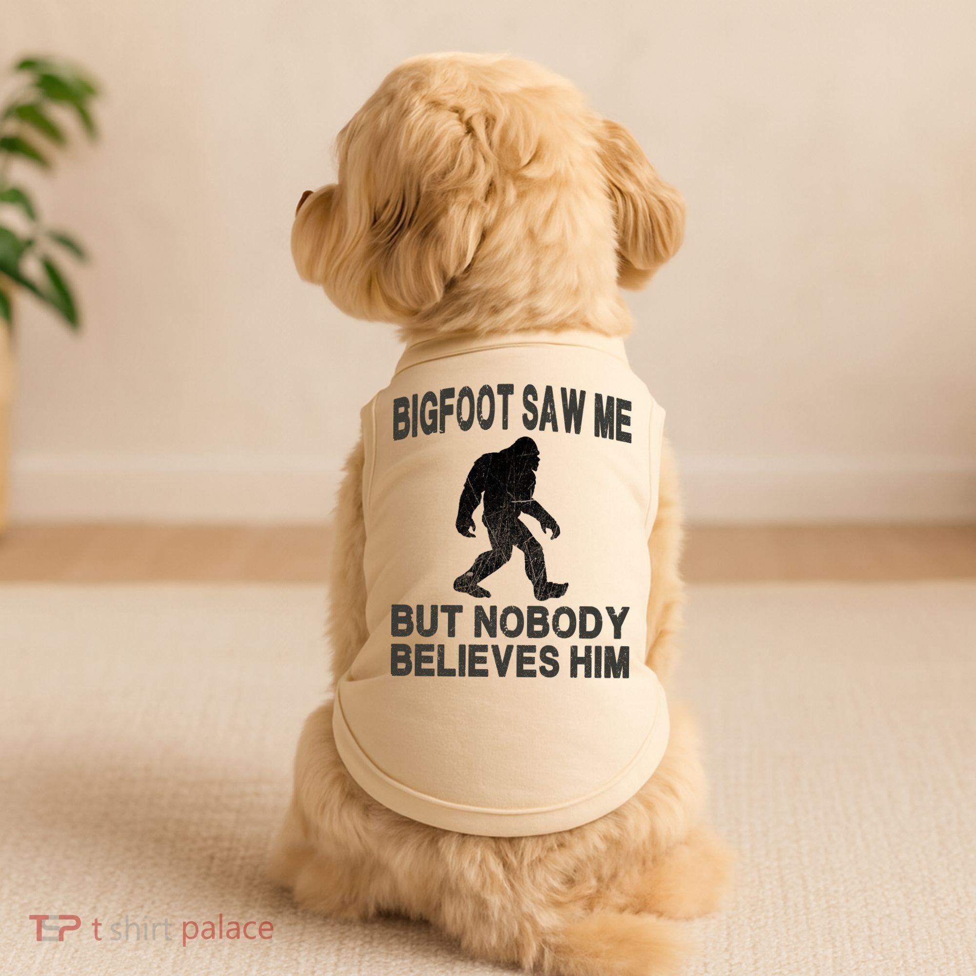 Bigfoot Saw Me But Nobody Believes Him Doggie Tank
