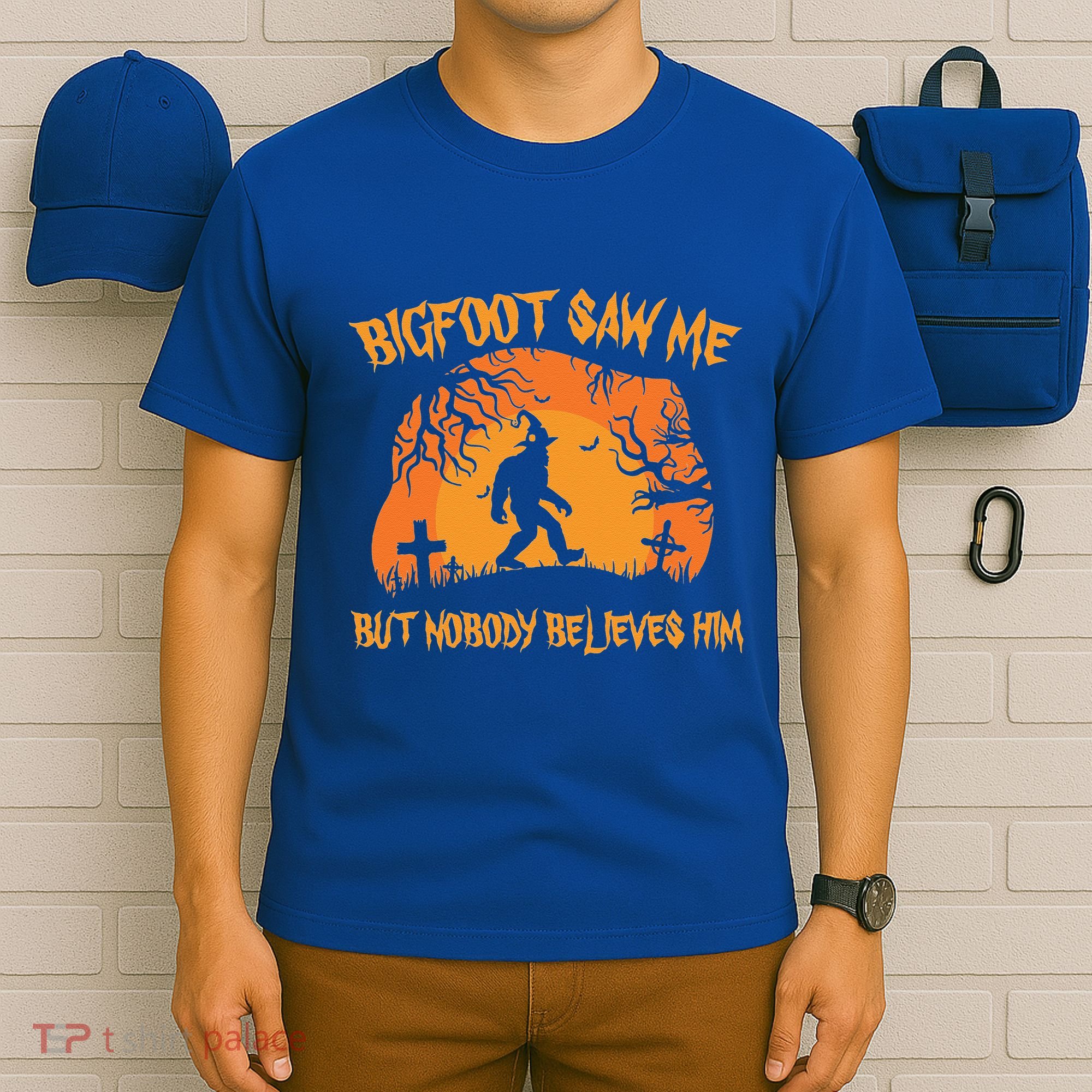 Bigfoot Saw Me But Nobody Believes Him Sasquatch Halloween T-Shirt