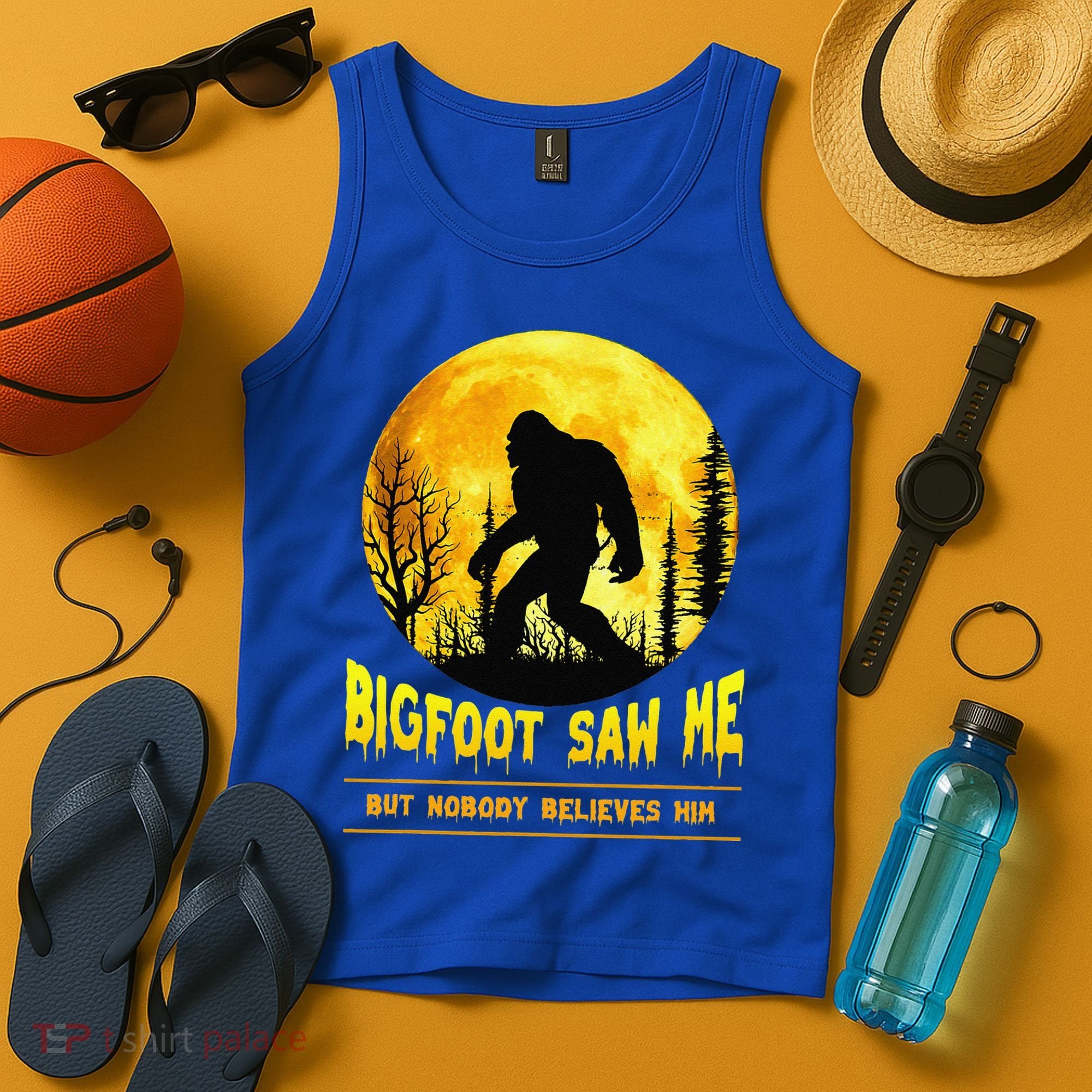 Bigfoot Saw Me Nobody Believes Him Funny Halloween Costume Tank Top