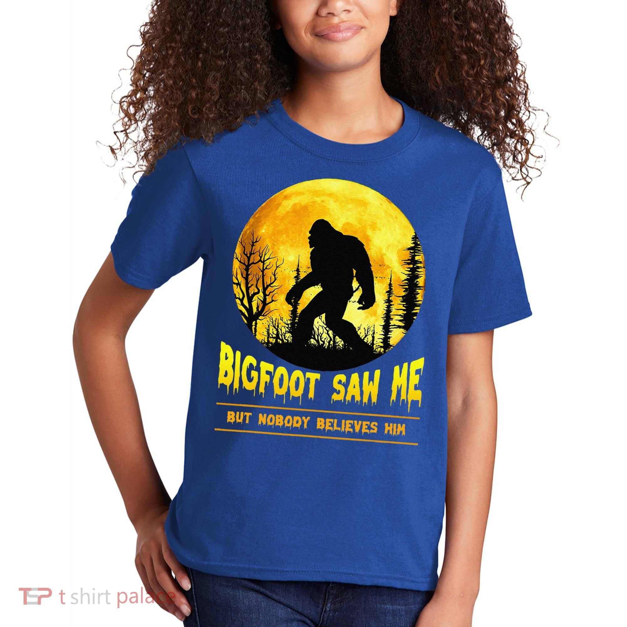 Bigfoot Saw Me Nobody Believes Him Funny Halloween Costume Kids T-Shirt
