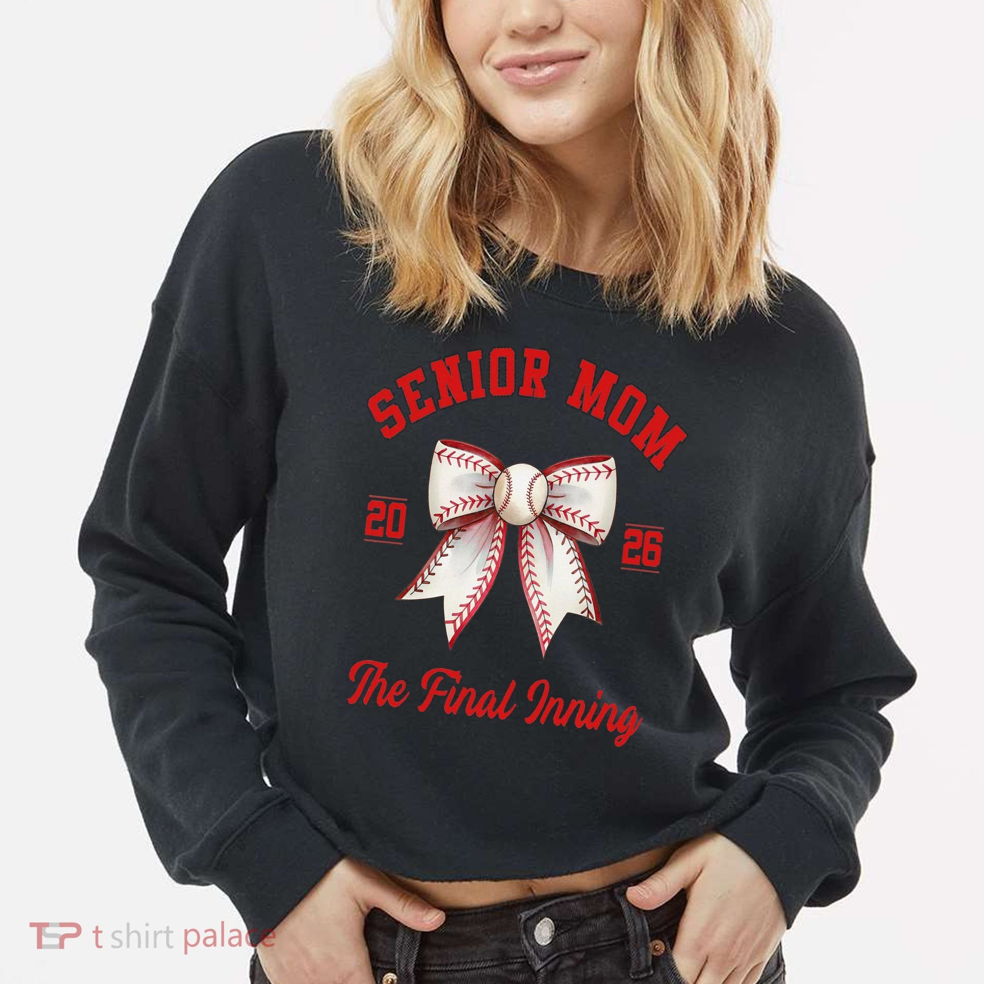 Baseball Senior Mom Coquette Bow Class Of 2026 Final Inning Cropped Pullover Crew