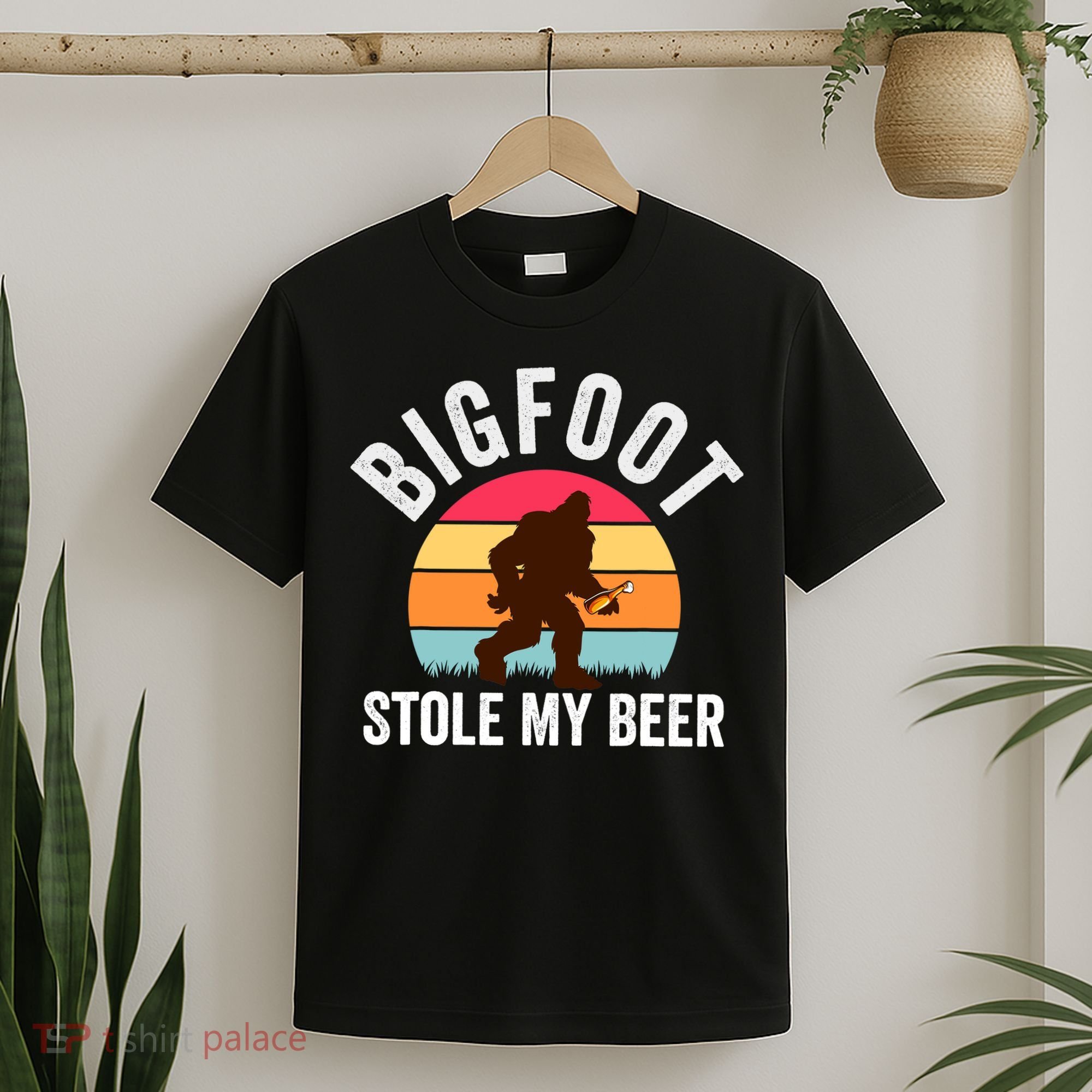 Bigfoot Stole My Beer Funny Yeti Yowi Sasquatch Drinking T-Shirt