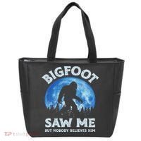 Bigfoot Saw Me But Nobody Believes Him Funny Sasquatch Retro Tote Bag thumb 0