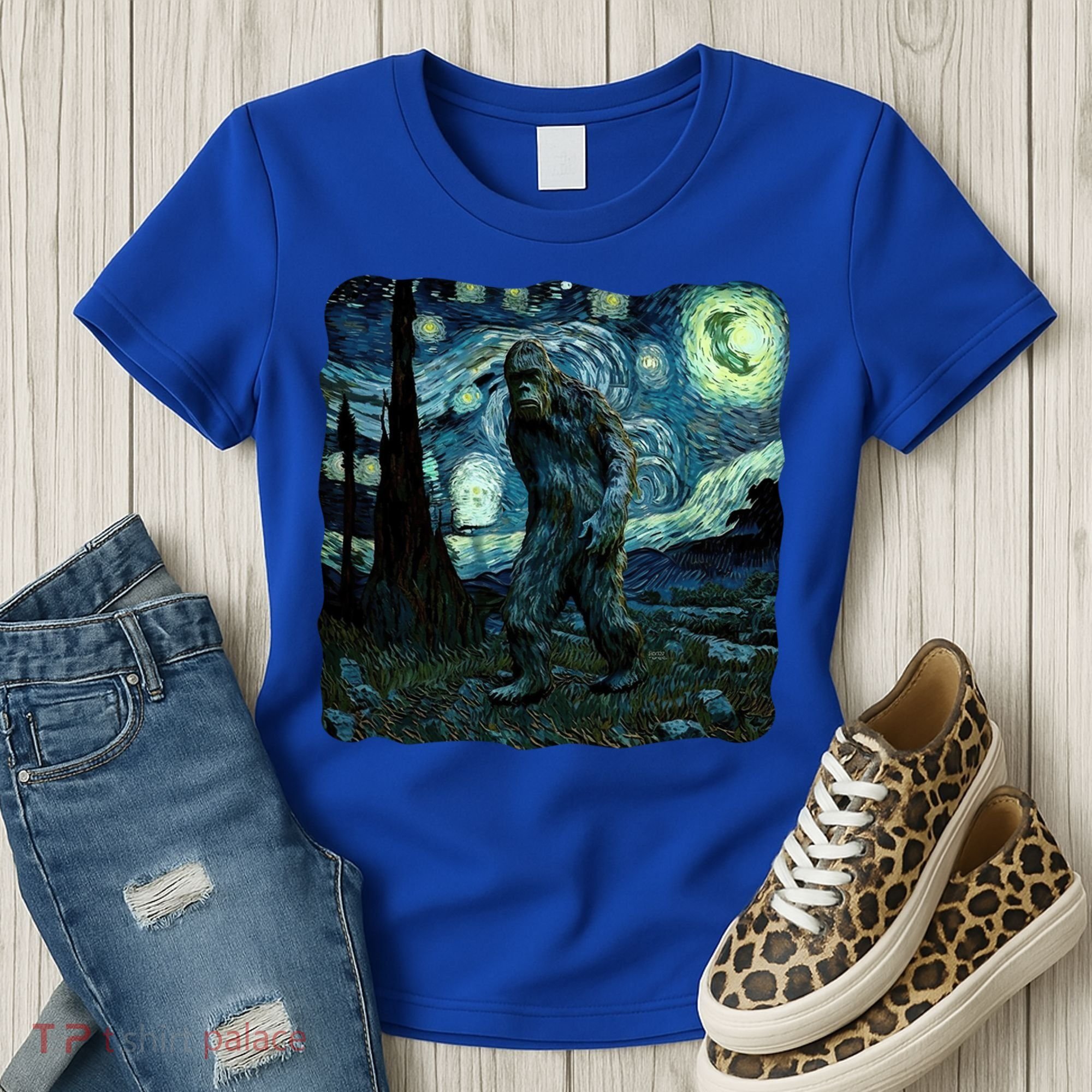Bigfoot Starry Night Van Gogh Painting Sasquatch Art Gift Women's T-Shirt