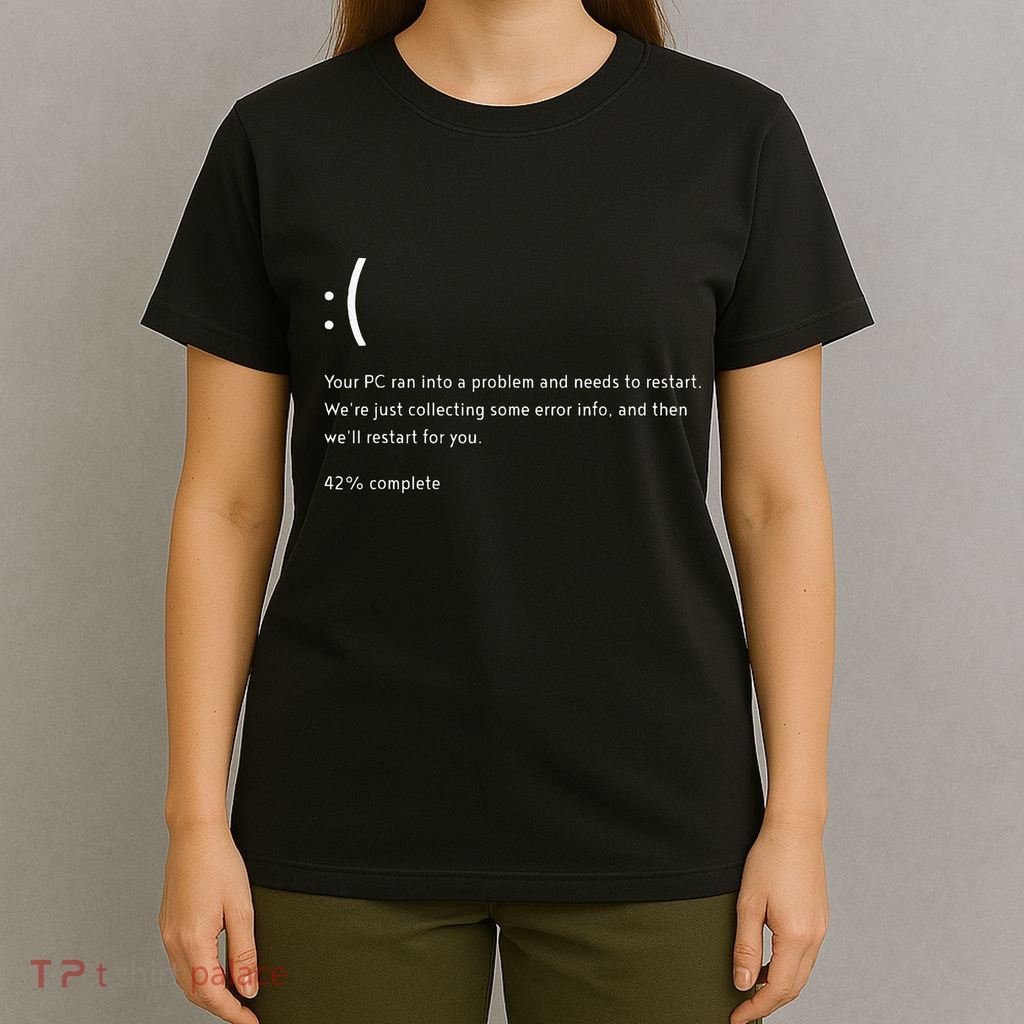 Blue Screen Of Death Bsod Crowdstrike It Outage Bug Meme T-Shirt