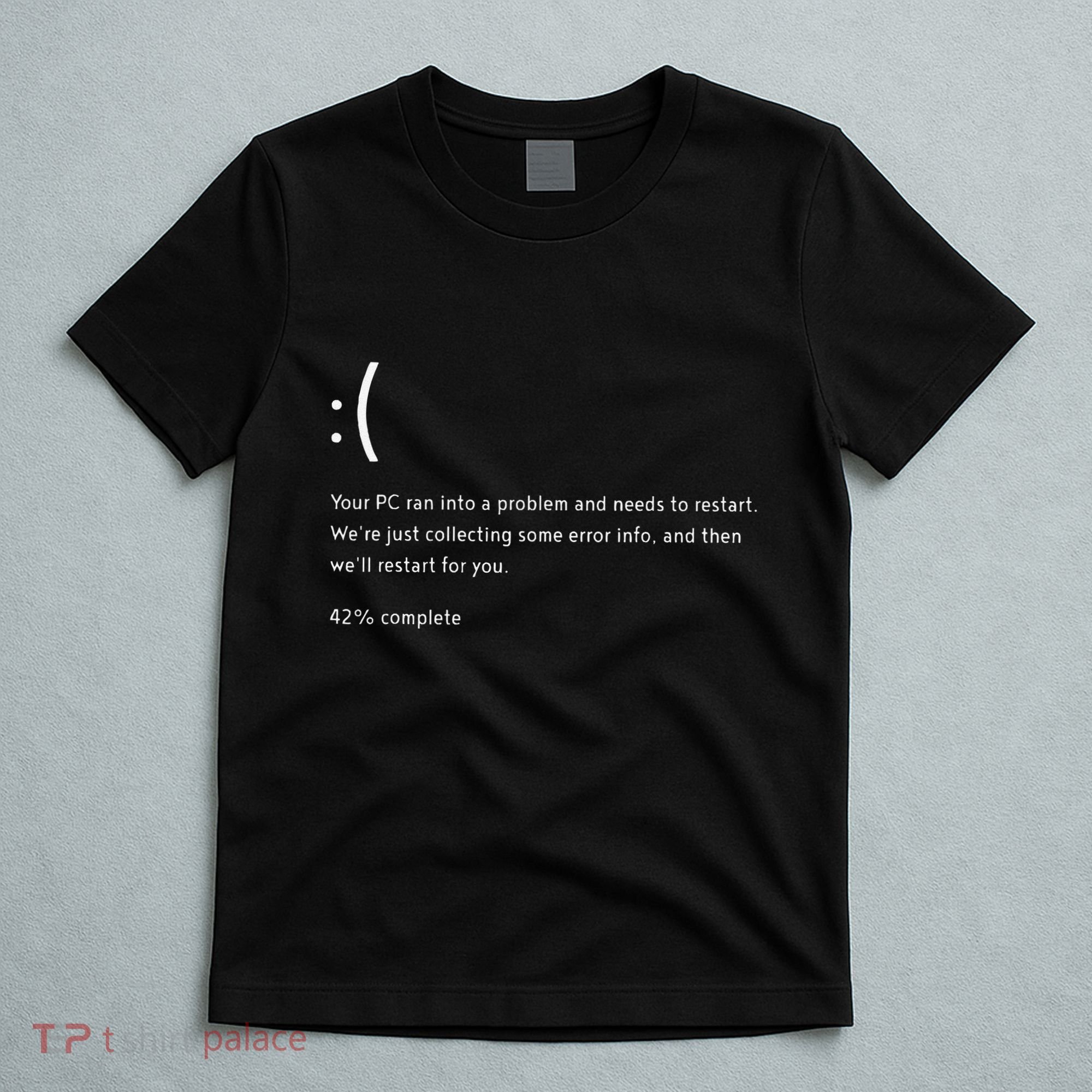 Blue Screen Of Death Bsod Crowdstrike It Outage Bug Meme T-Shirt