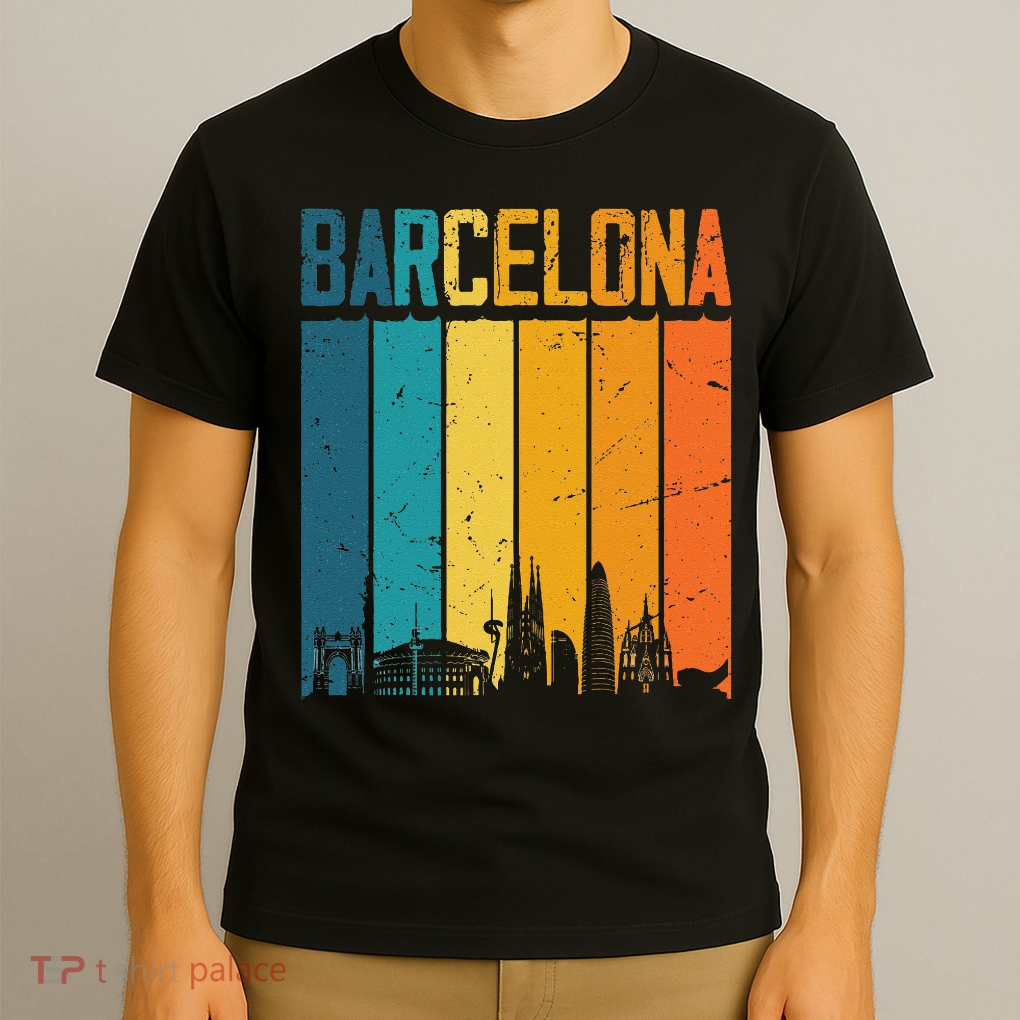 Barcelona Spain Retro Vintage Sunset Skyline Barcelona T-Shirt